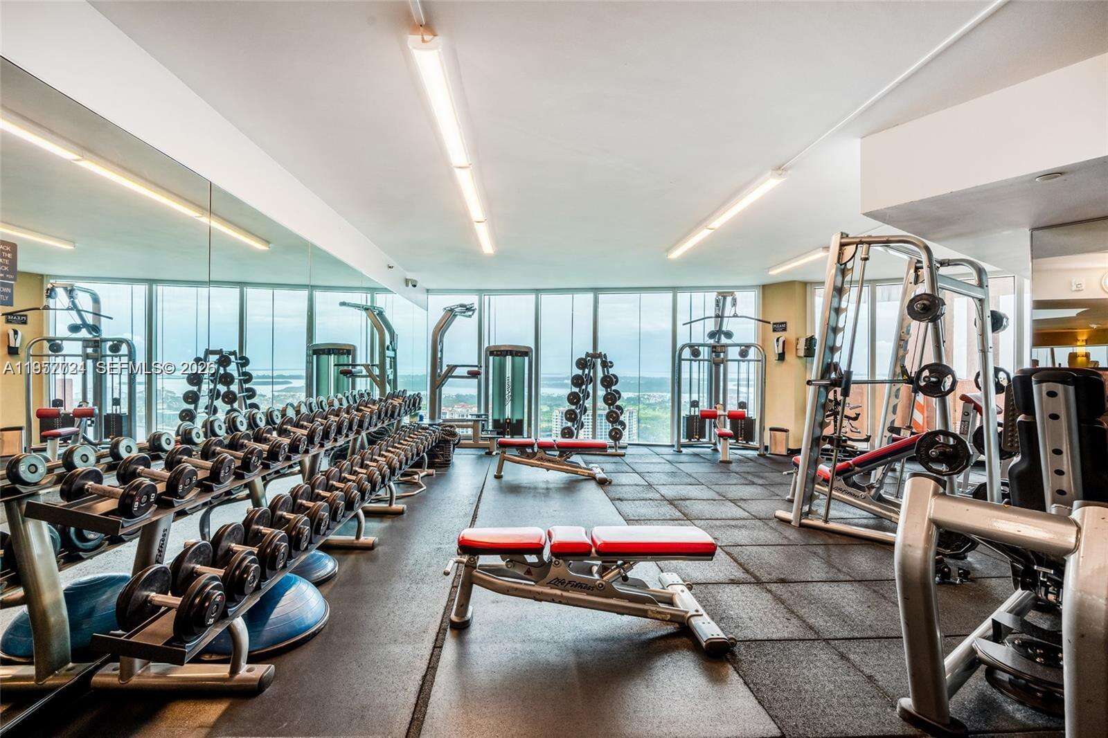 PORTOFINO TOWER - 300 Pointe Dr, Miami Beach, FL 33139 | Picture 45
