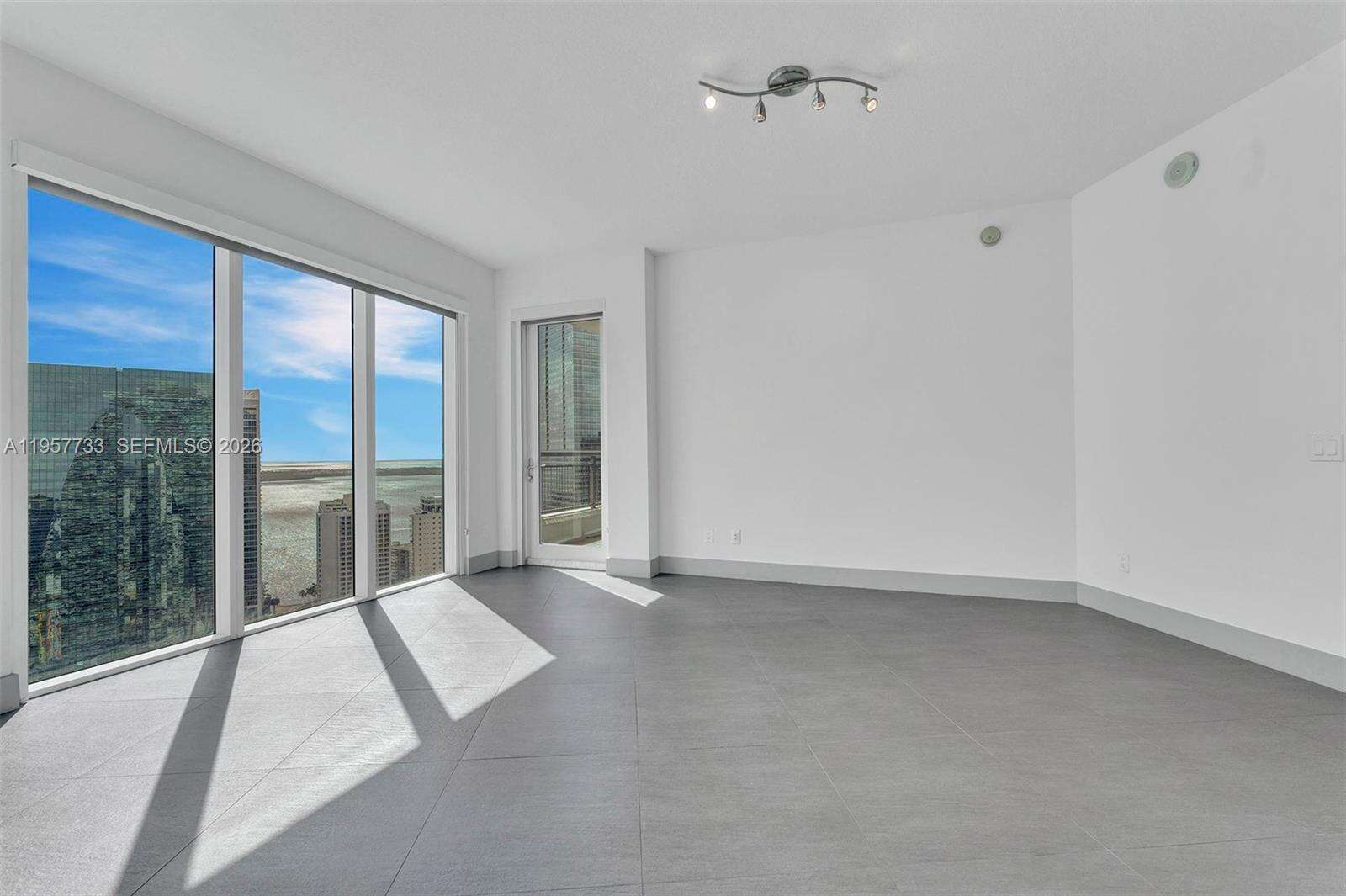 INFINITY AT BRICKELL - 60 13 St, Miami, FL 33130 | Picture 19