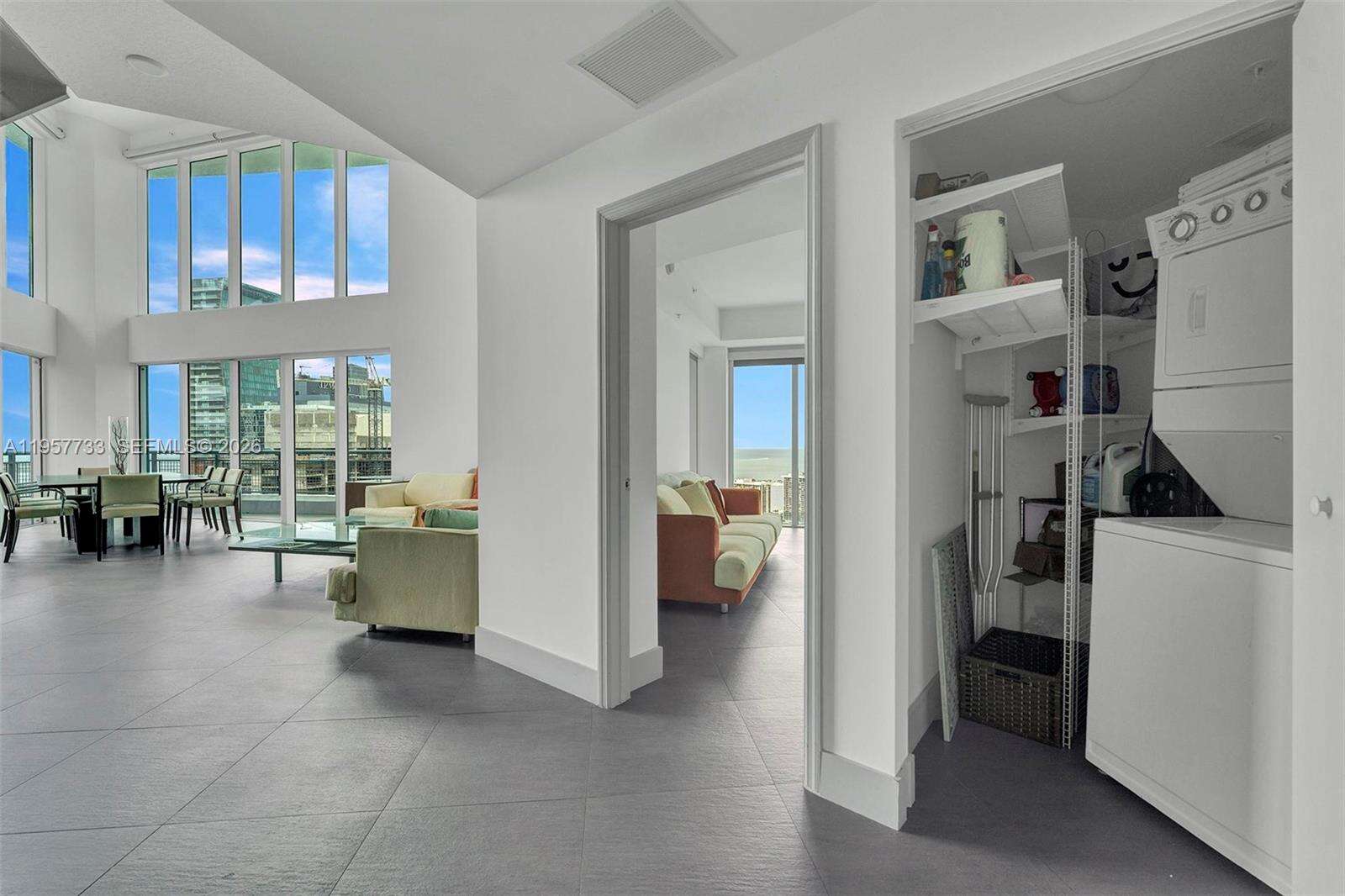 INFINITY AT BRICKELL - 60 13 St, Miami, FL 33130 | Picture 9