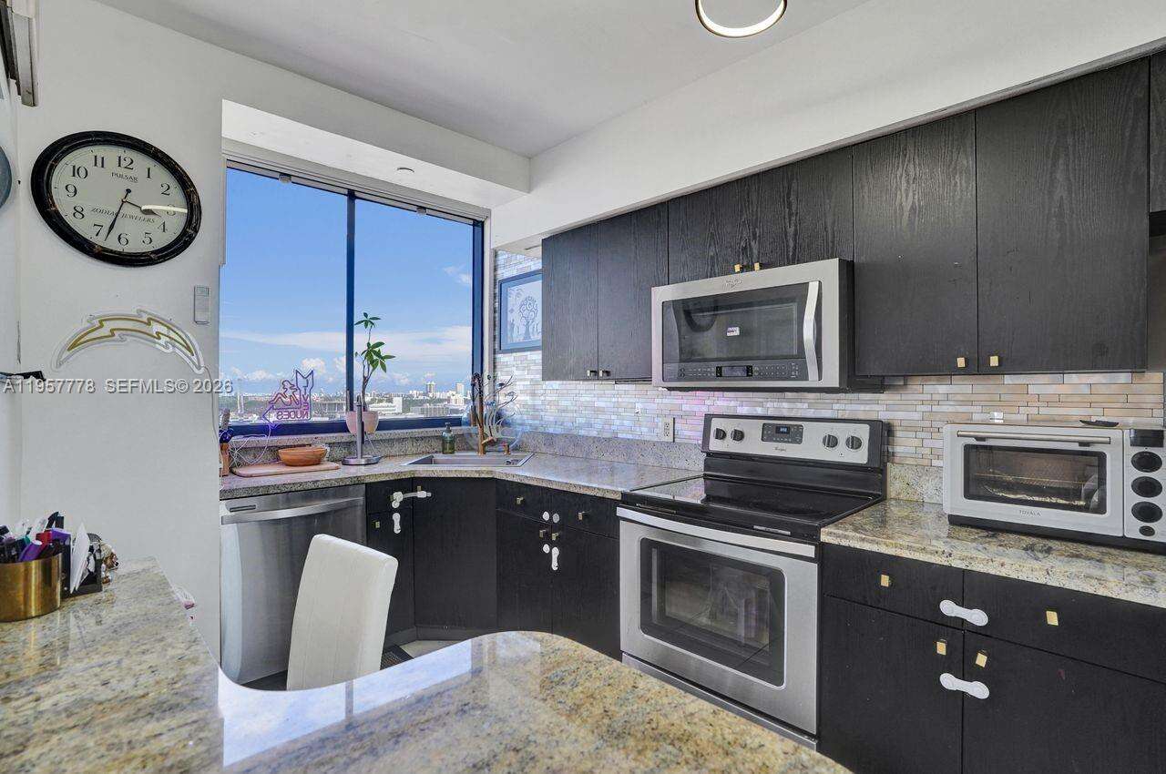 The Waverly at 1330 W Ave, Miami Beach, FL 33139 - For Sale photo 20