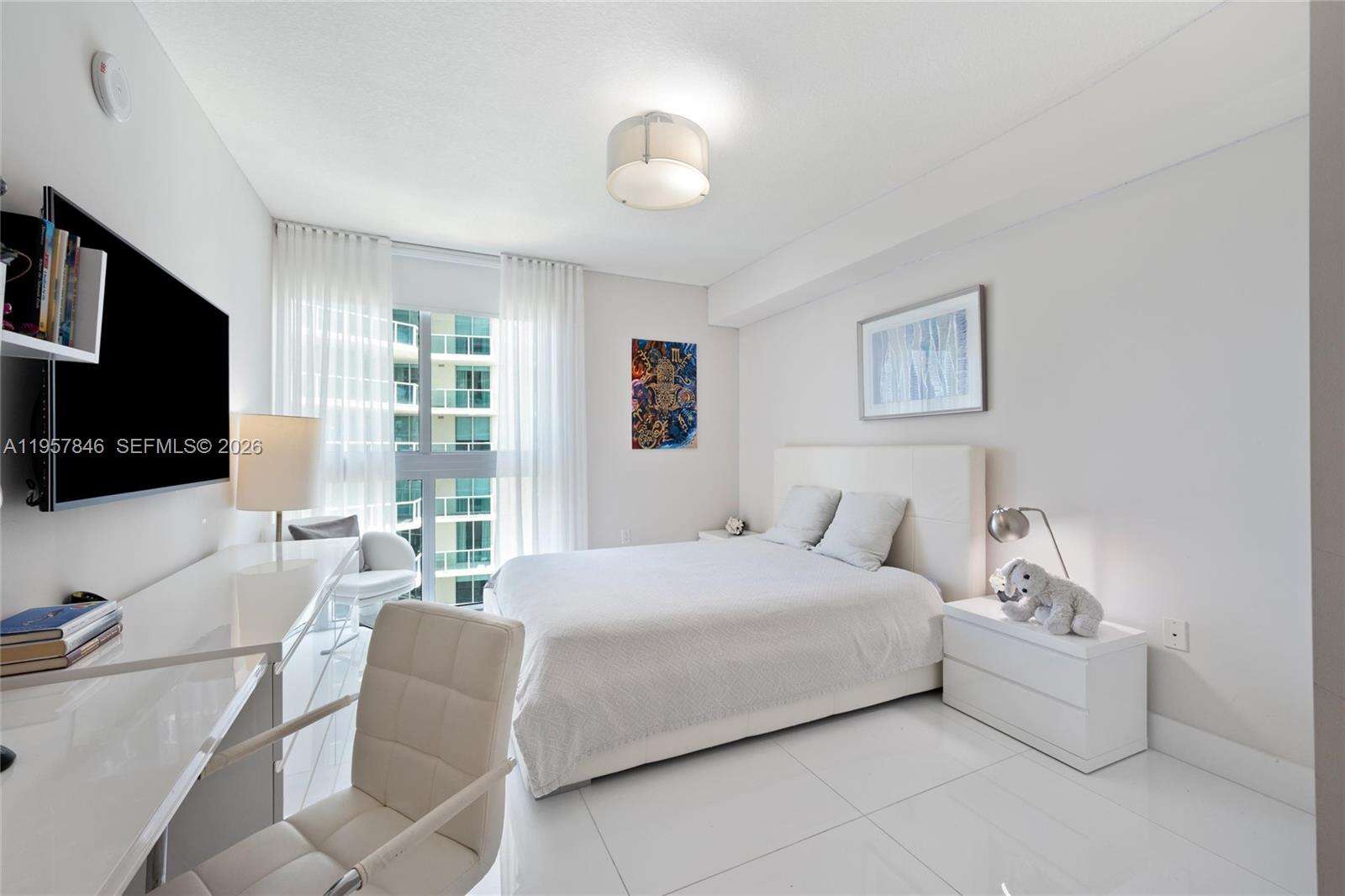 PARQUE TOWERS - 300 Sunny Isles Blvd, Sunny Isles Beach, FL 33160 | Picture 16