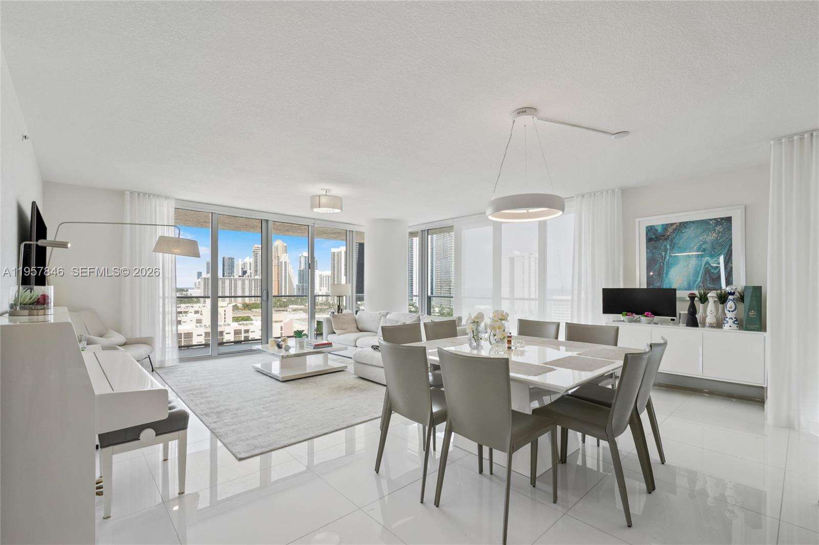 PARQUE TOWERS - 300 Sunny Isles Blvd, Sunny Isles Beach, FL 33160 | Picture 7