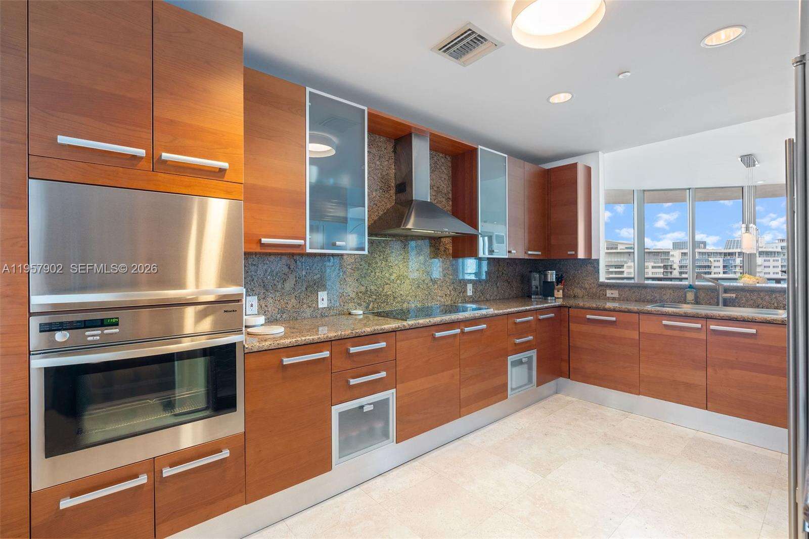 THE RESIDENCES AT THE BATH CLUB - 5959 Collins Ave, Miami Beach, FL 33140 | Picture 20