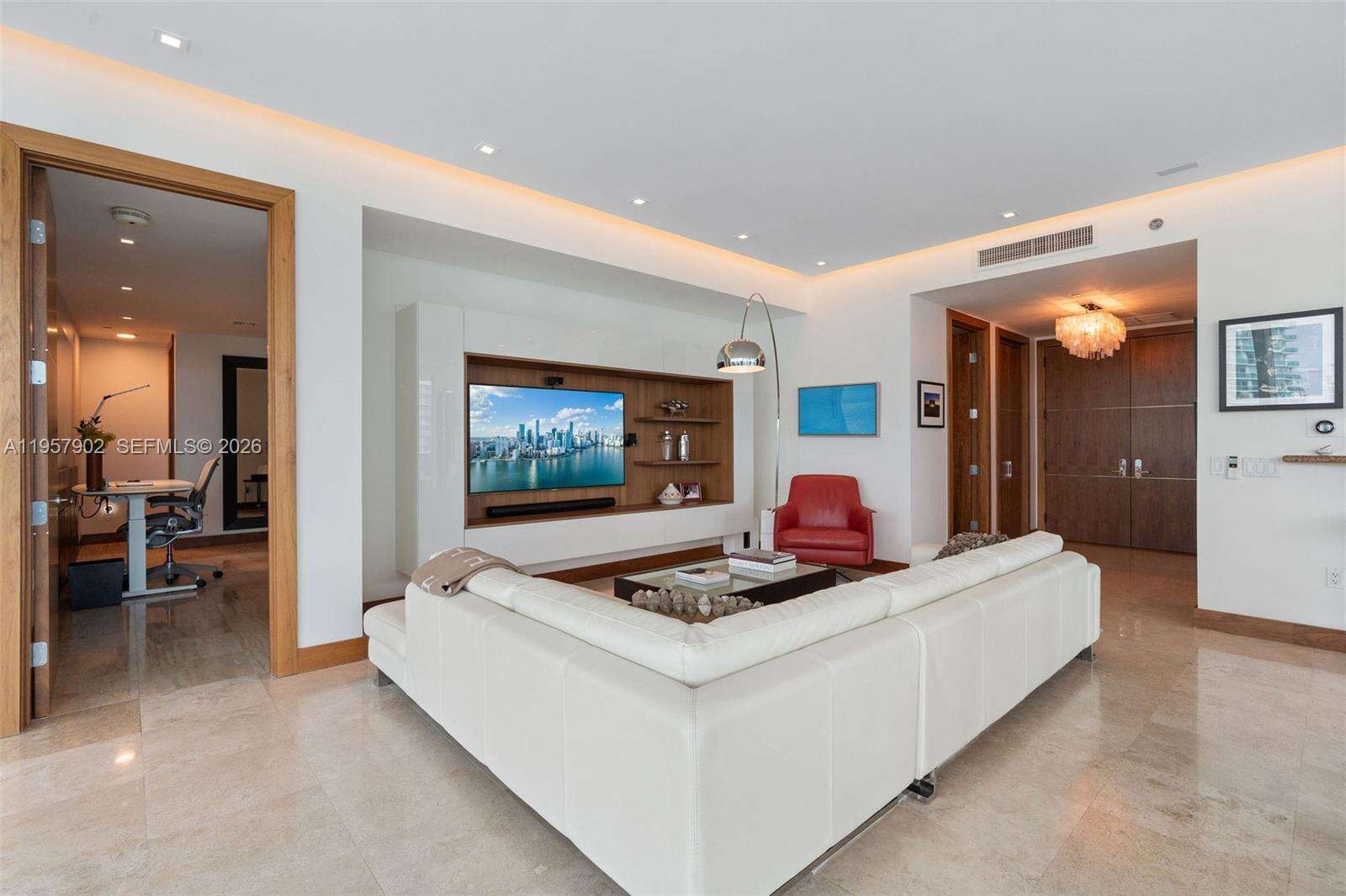 THE RESIDENCES AT THE BATH CLUB - 5959 Collins Ave, Miami Beach, FL 33140 | Picture 4