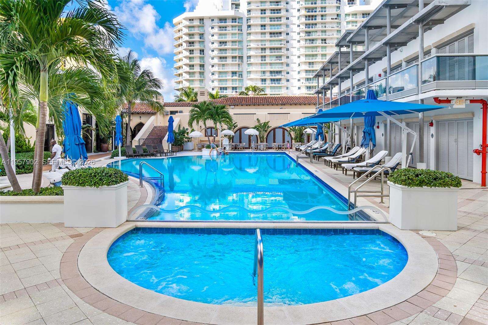 THE RESIDENCES AT THE BATH CLUB - 5959 Collins Ave, Miami Beach, FL 33140 | Picture 40