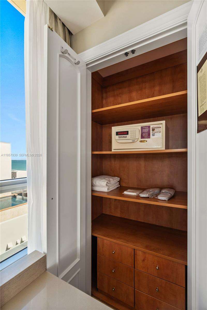 Hilton Bentley at 101 Ocean Dr, Miami Beach, FL 33139 - For Sale photo 12