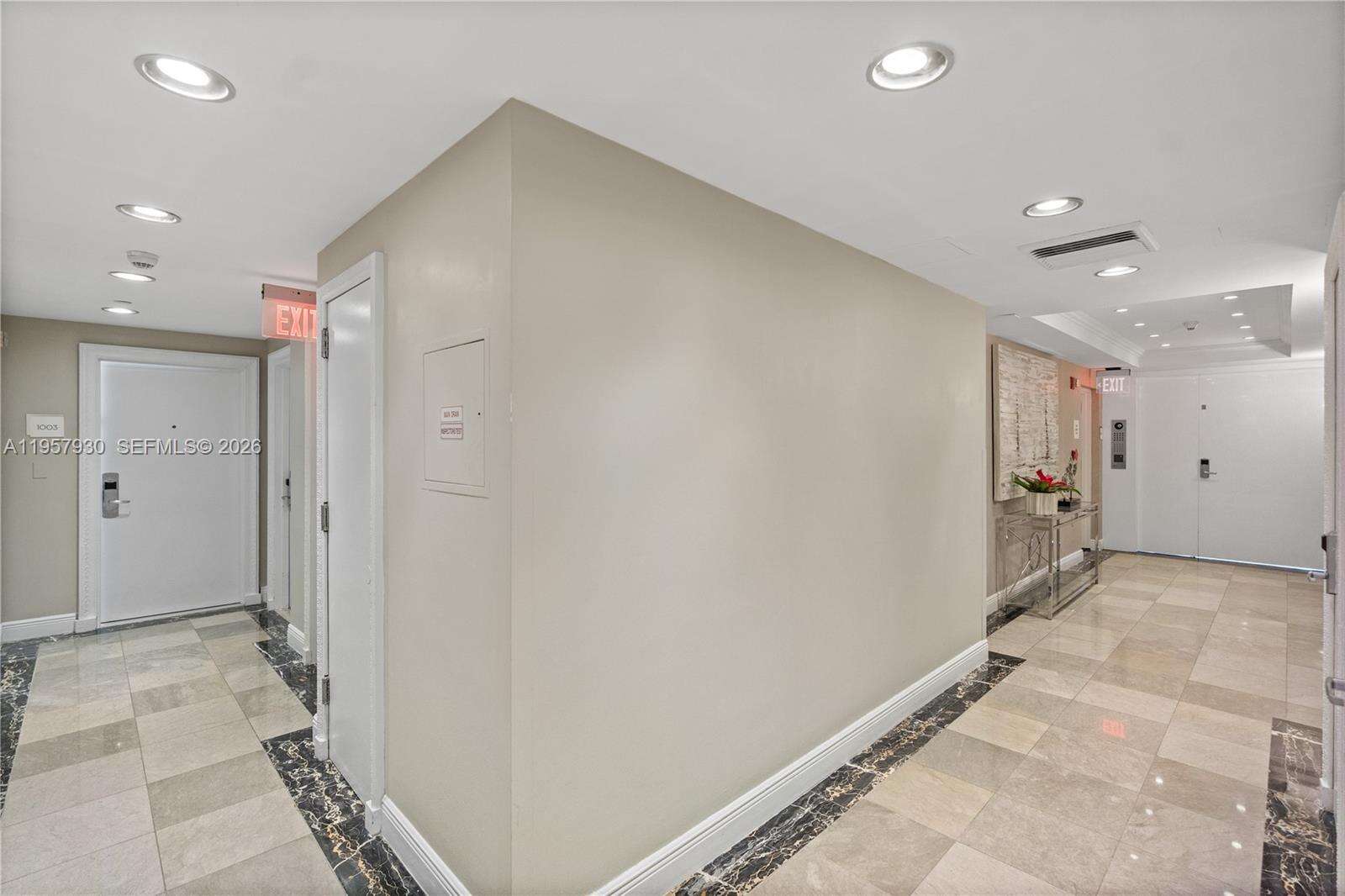 Hilton Bentley at 101 Ocean Dr, Miami Beach, FL 33139 - For Sale photo 19