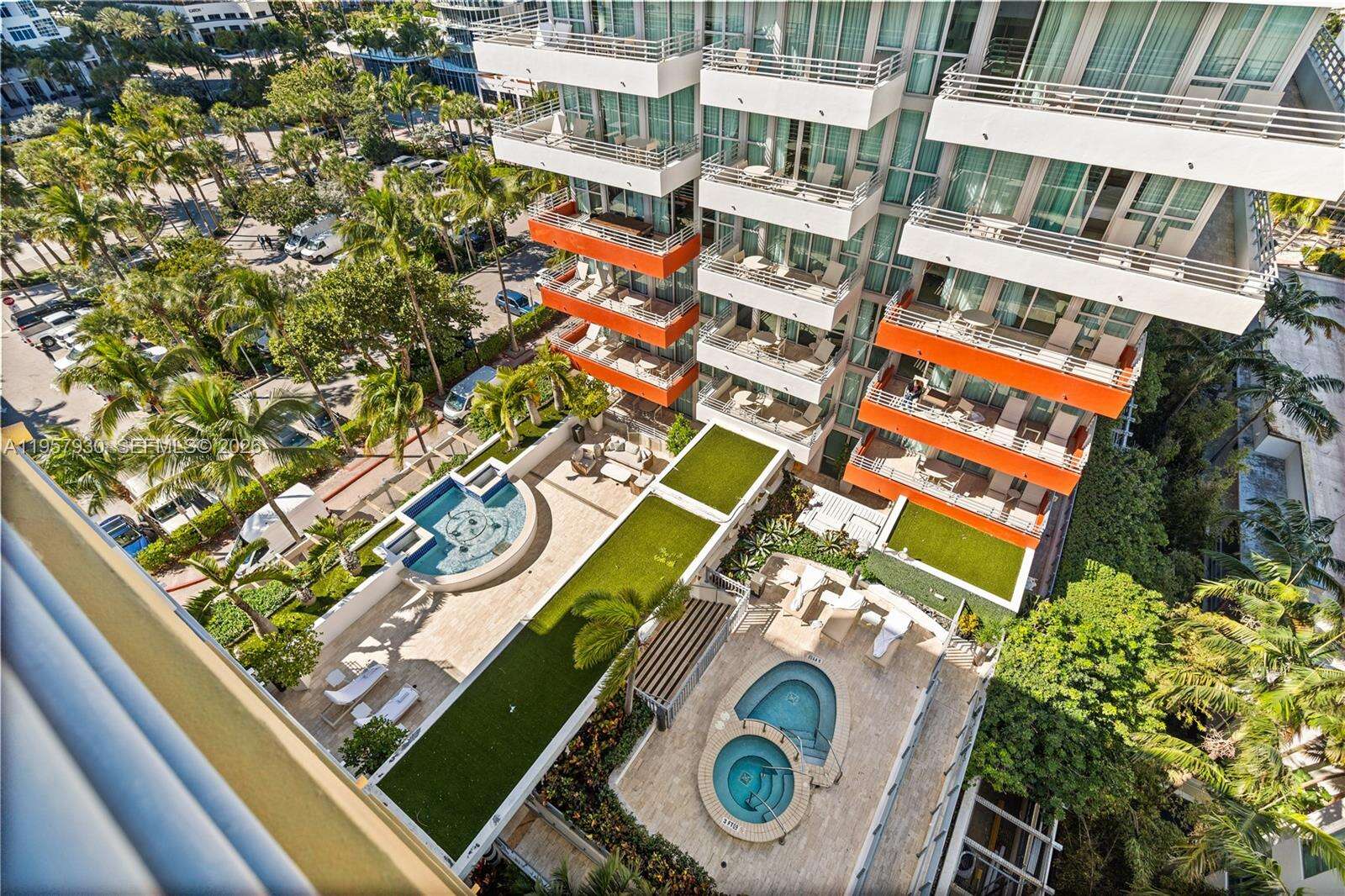Hilton Bentley at 101 Ocean Dr, Miami Beach, FL 33139 - For Sale photo 24