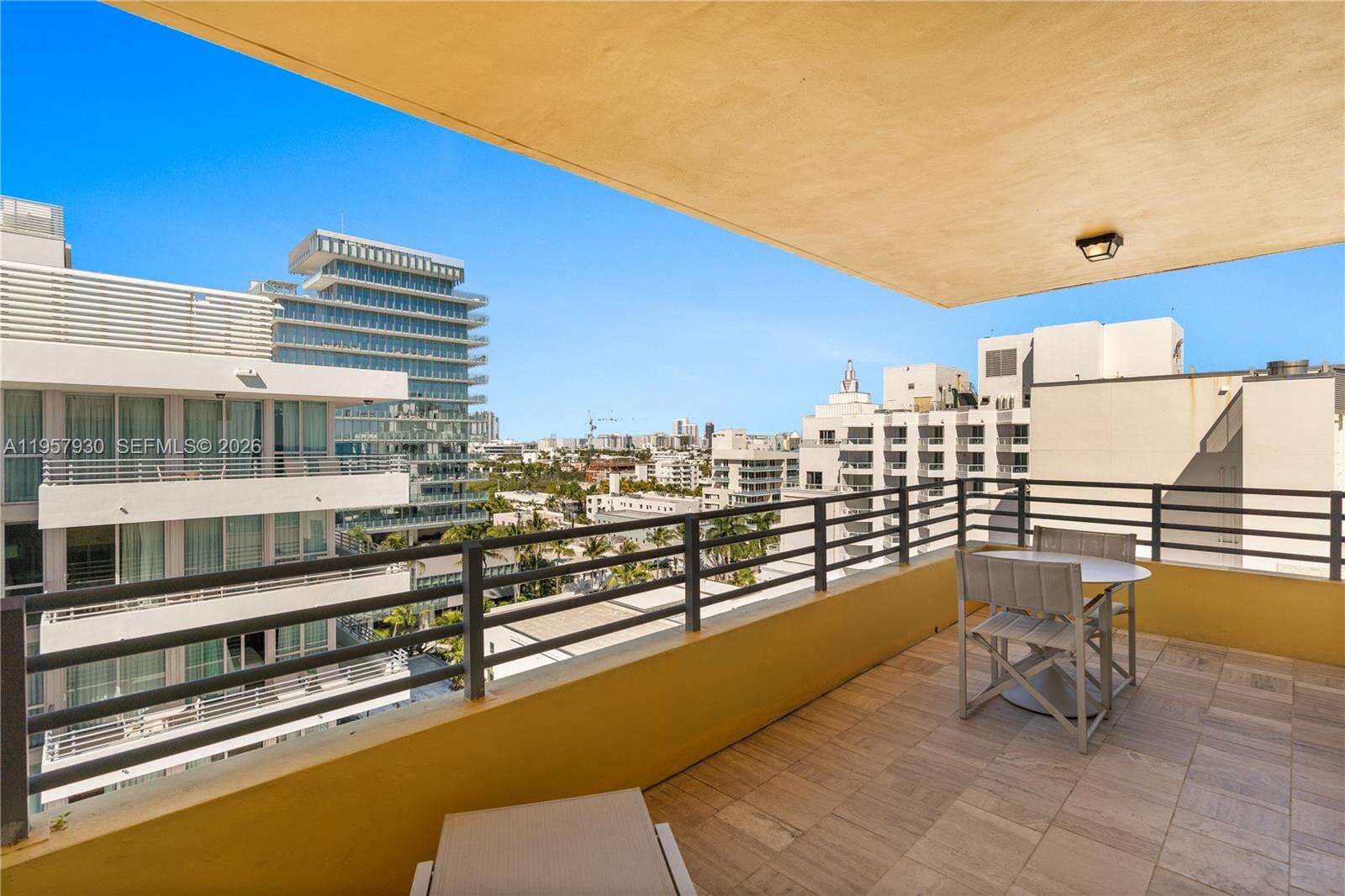 Hilton Bentley at 101 Ocean Dr, Miami Beach, FL 33139 - For Sale photo 4