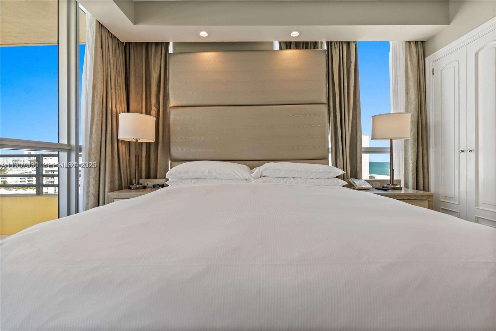 Hilton Bentley at 101 Ocean Dr, Miami Beach, FL 33139 - For Sale photo 8