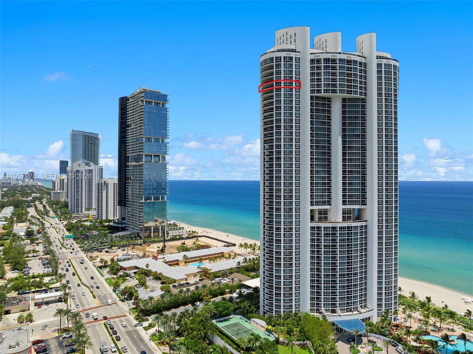 TRUMP ROYALE - 18201 Collins Ave, Sunny Isles Beach, FL 33160 | Picture 1