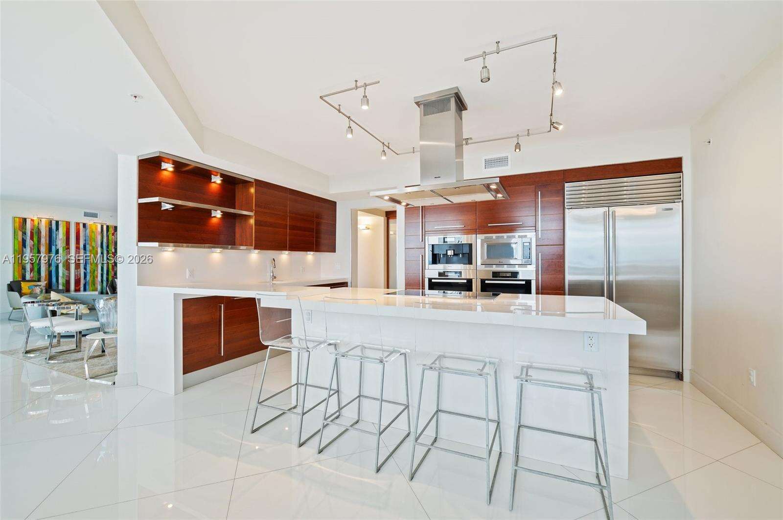 TRUMP ROYALE - 18201 Collins Ave, Sunny Isles Beach, FL 33160 | Picture 12