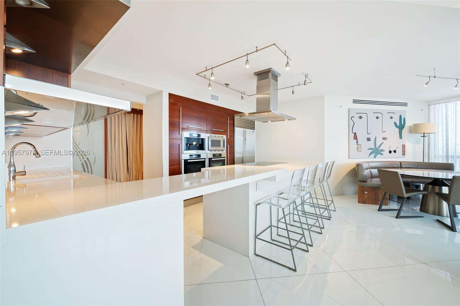 TRUMP ROYALE - 18201 Collins Ave, Sunny Isles Beach, FL 33160 | Picture 15