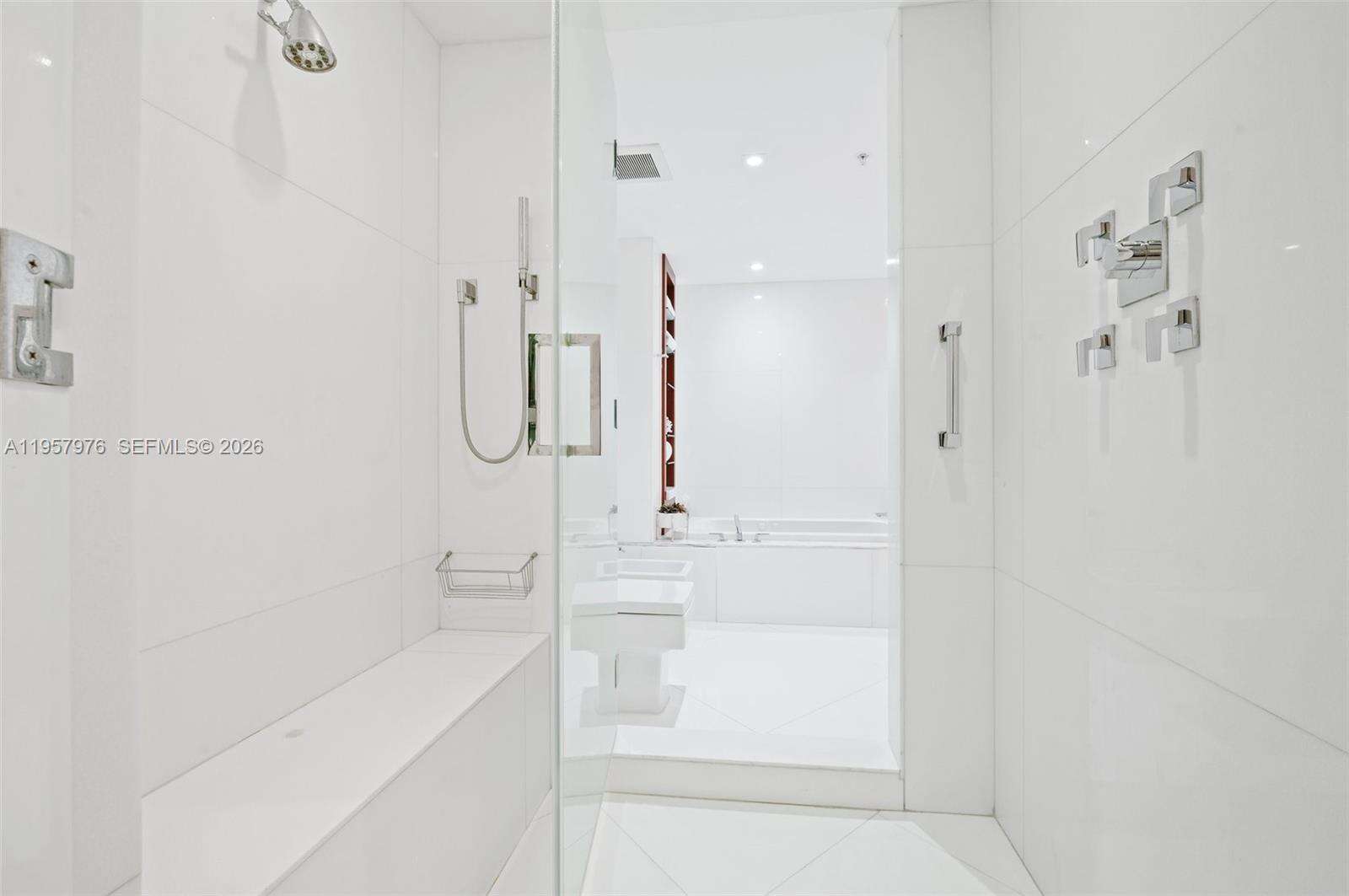 TRUMP ROYALE - 18201 Collins Ave, Sunny Isles Beach, FL 33160 | Picture 27