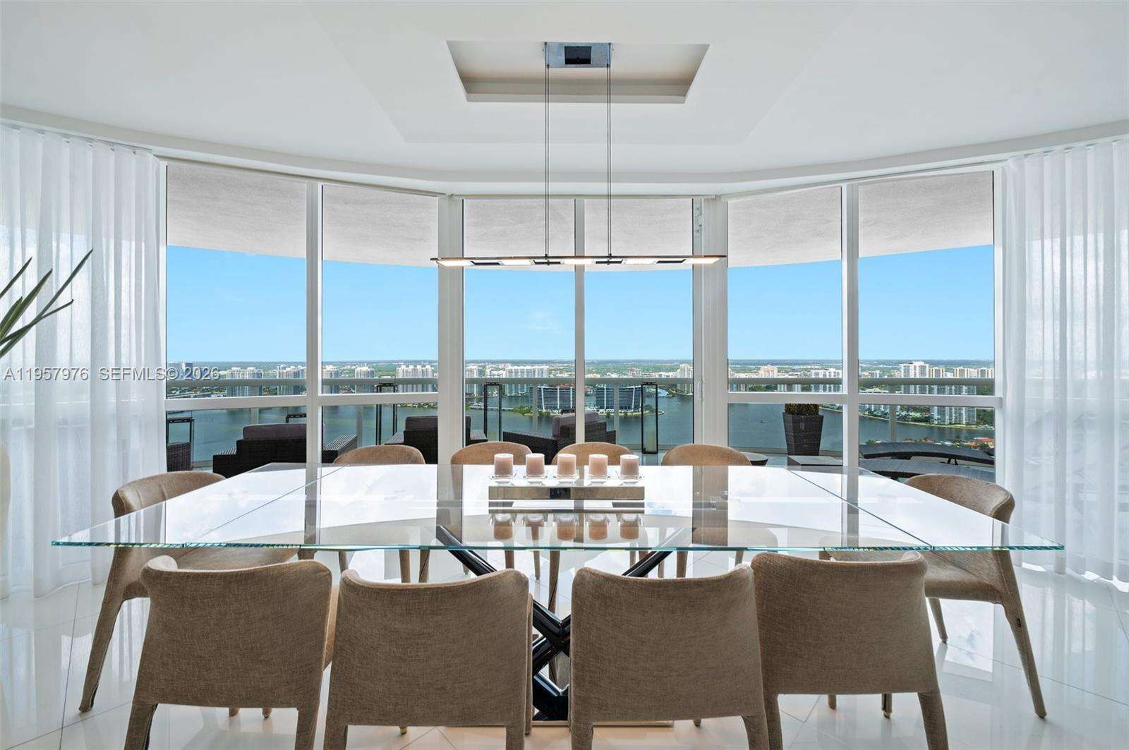 TRUMP ROYALE - 18201 Collins Ave, Sunny Isles Beach, FL 33160 | Picture 6