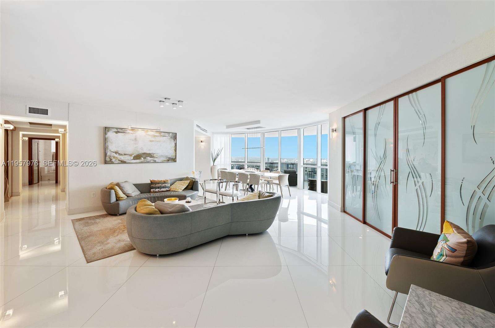 TRUMP ROYALE - 18201 Collins Ave, Sunny Isles Beach, FL 33160 | Picture 10