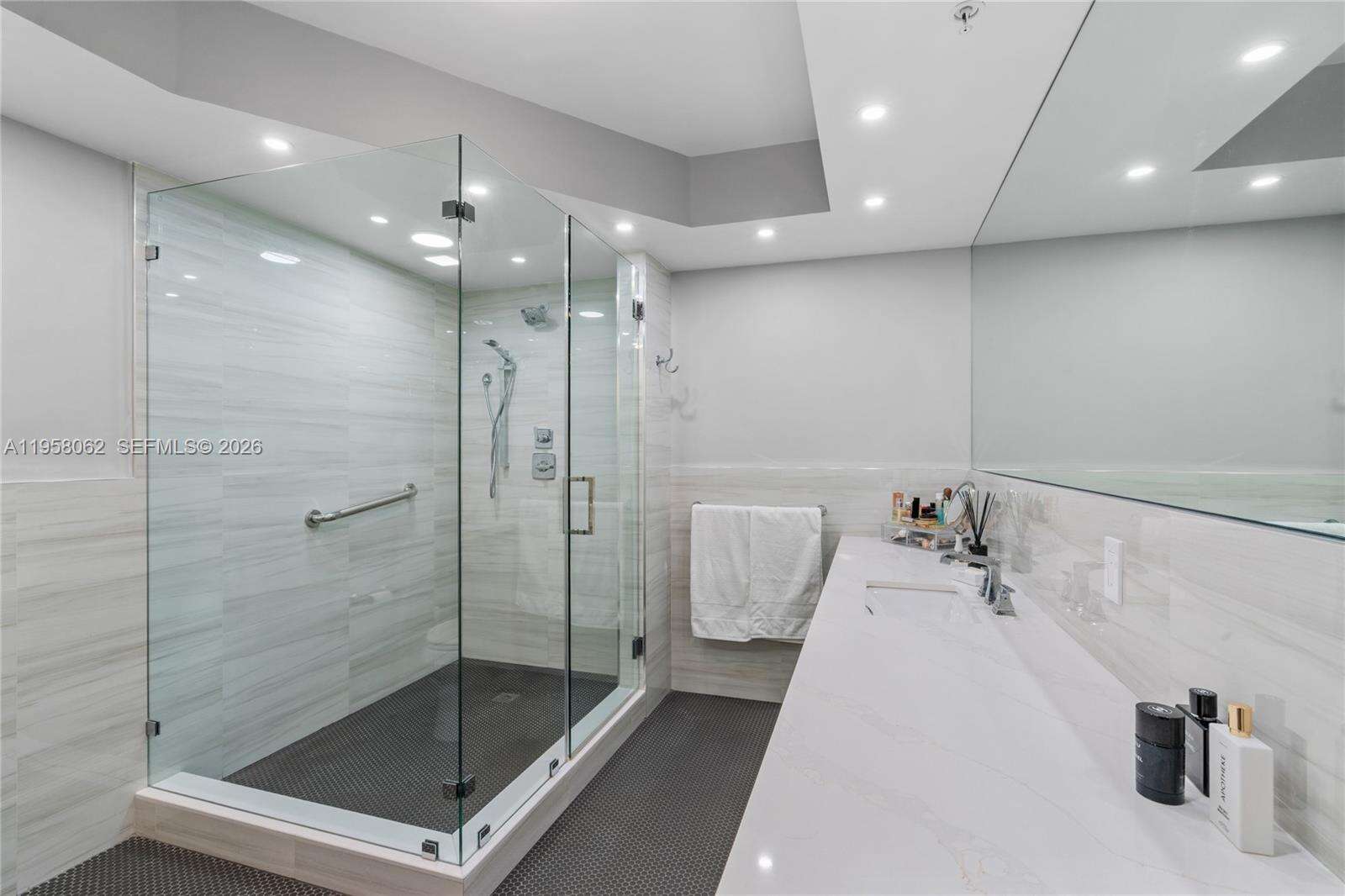 King David at 17555 Atlantic Blvd, Sunny Isles Beach, FL 33160 - For Sale photo 33