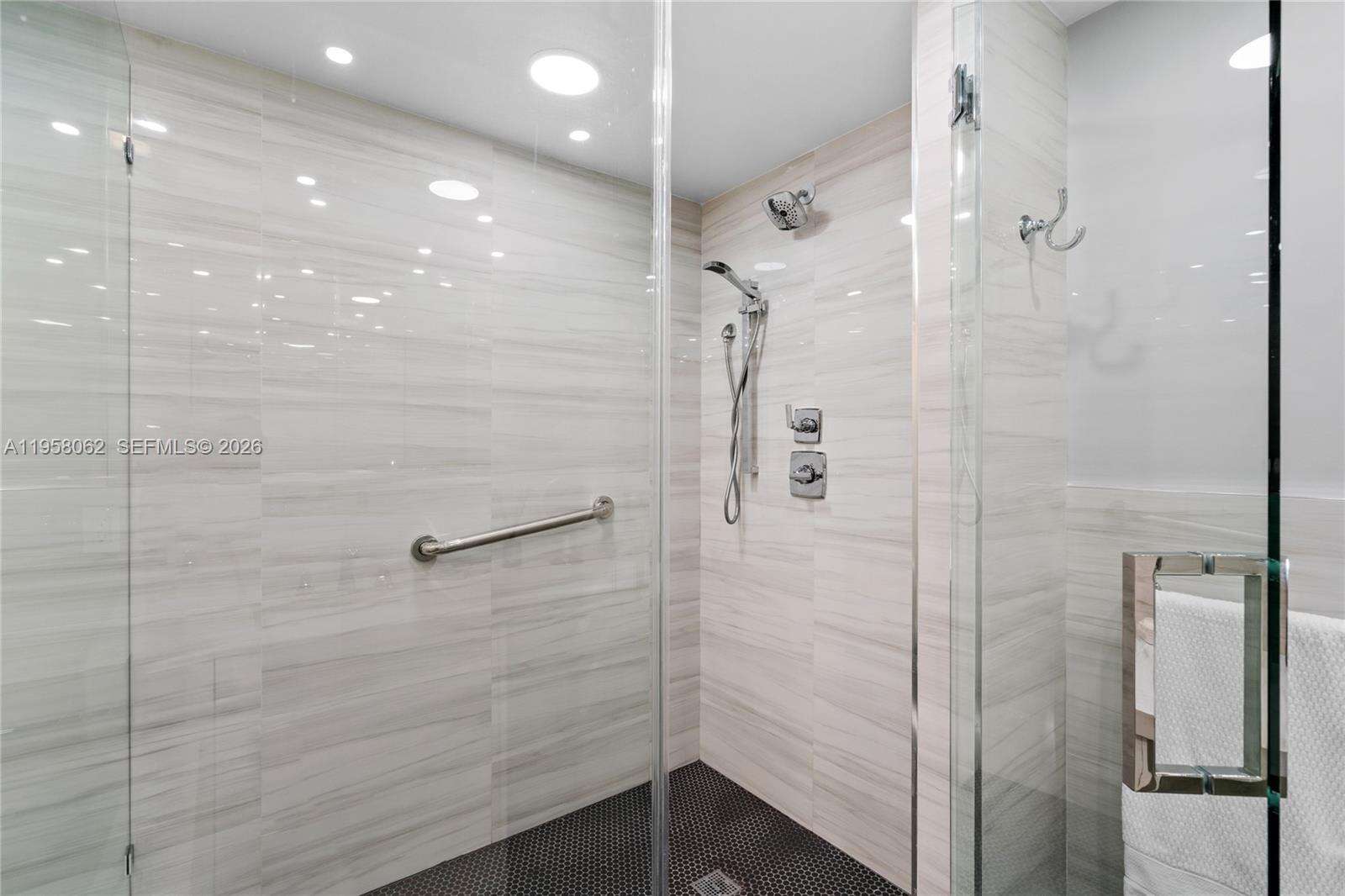 King David at 17555 Atlantic Blvd, Sunny Isles Beach, FL 33160 - For Sale photo 37