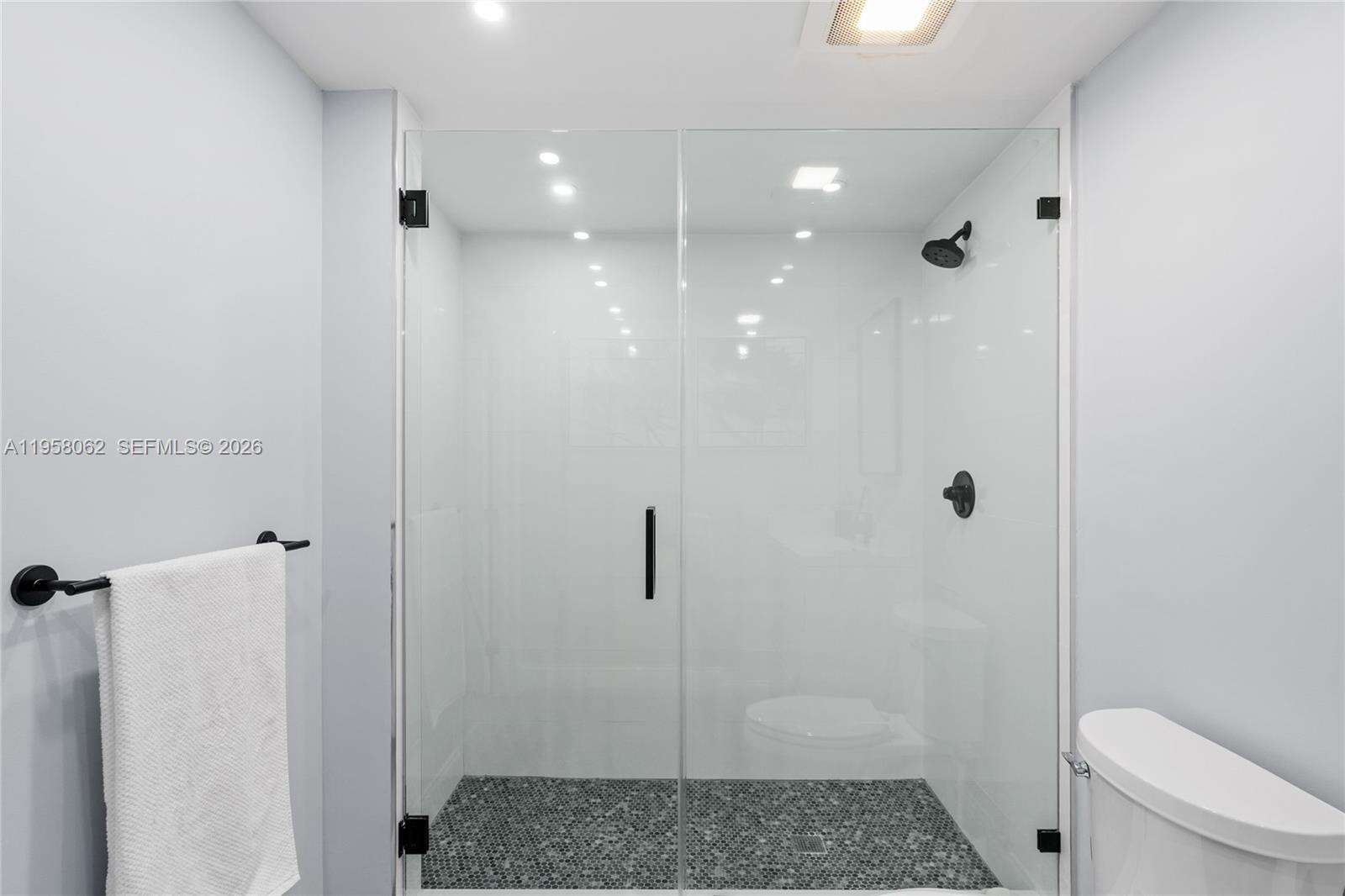 King David at 17555 Atlantic Blvd, Sunny Isles Beach, FL 33160 - For Sale photo 42