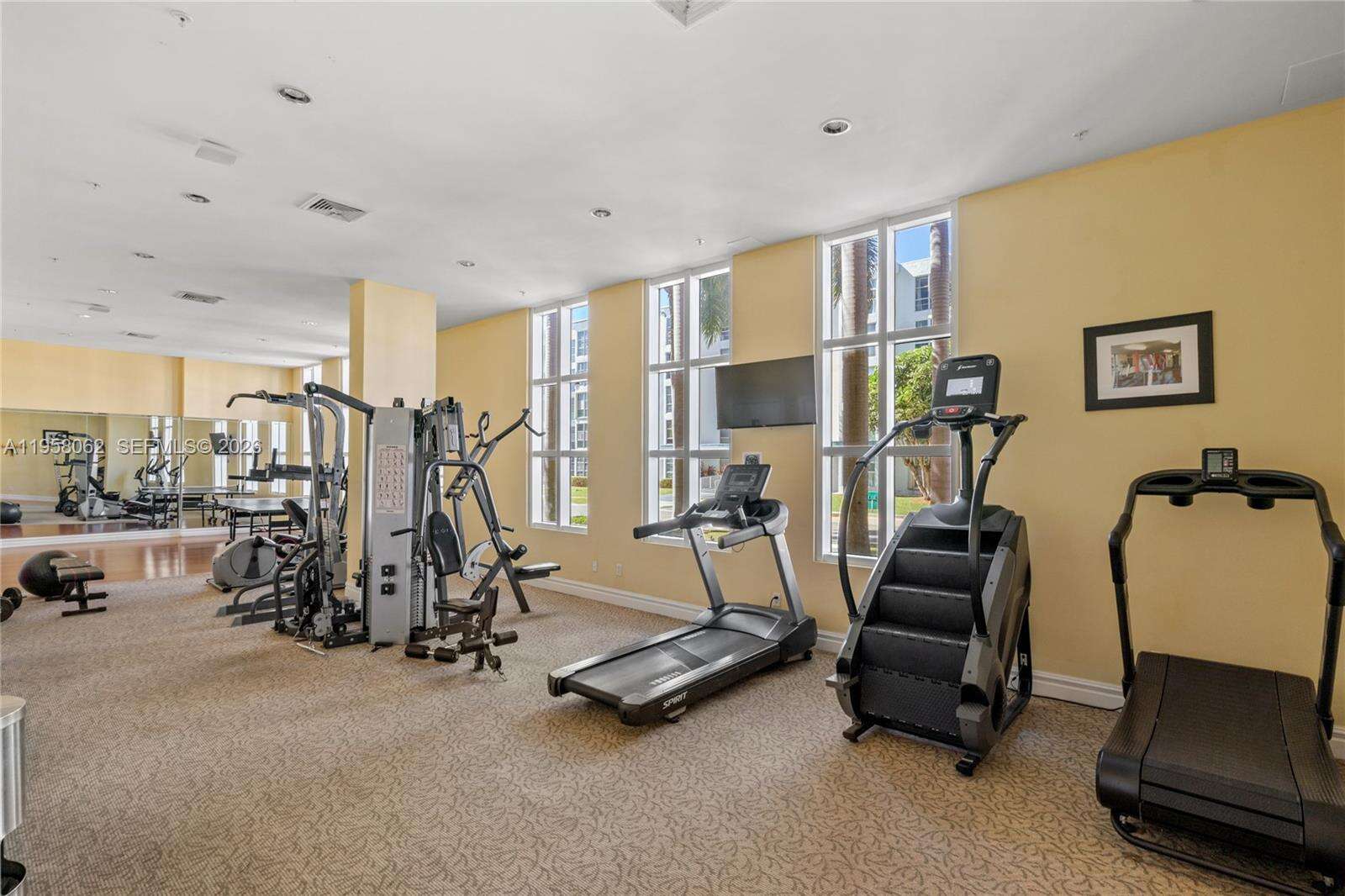 King David at 17555 Atlantic Blvd, Sunny Isles Beach, FL 33160 - For Sale photo 48