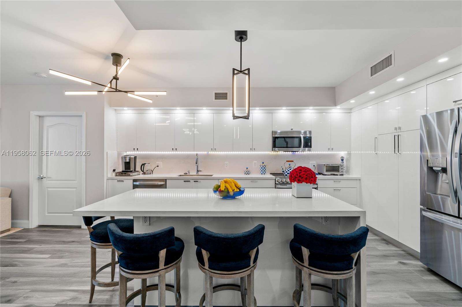 King David at 17555 Atlantic Blvd, Sunny Isles Beach, FL 33160 - For Sale photo 6