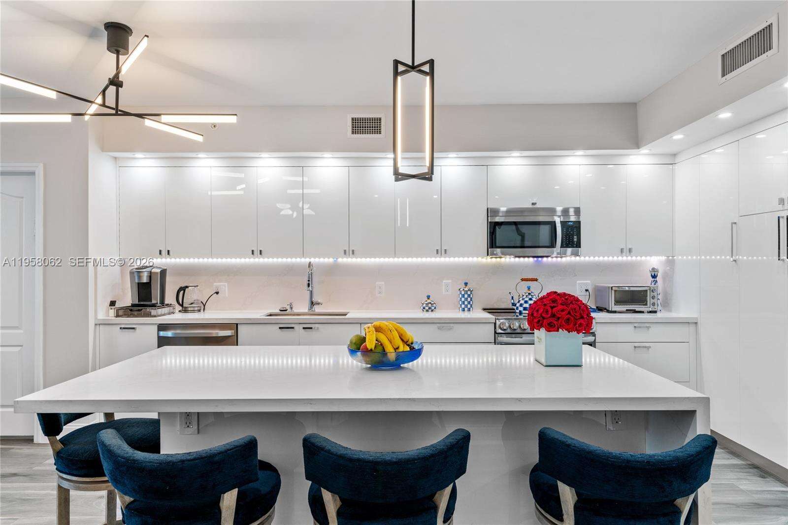 King David at 17555 Atlantic Blvd, Sunny Isles Beach, FL 33160 - For Sale photo 7