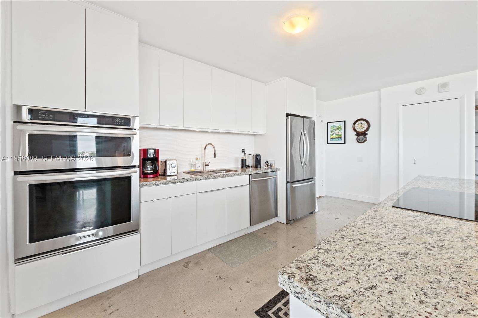 Burleigh House at 7135 Collins Ave, Miami Beach, FL 33141 - For Sale photo 11