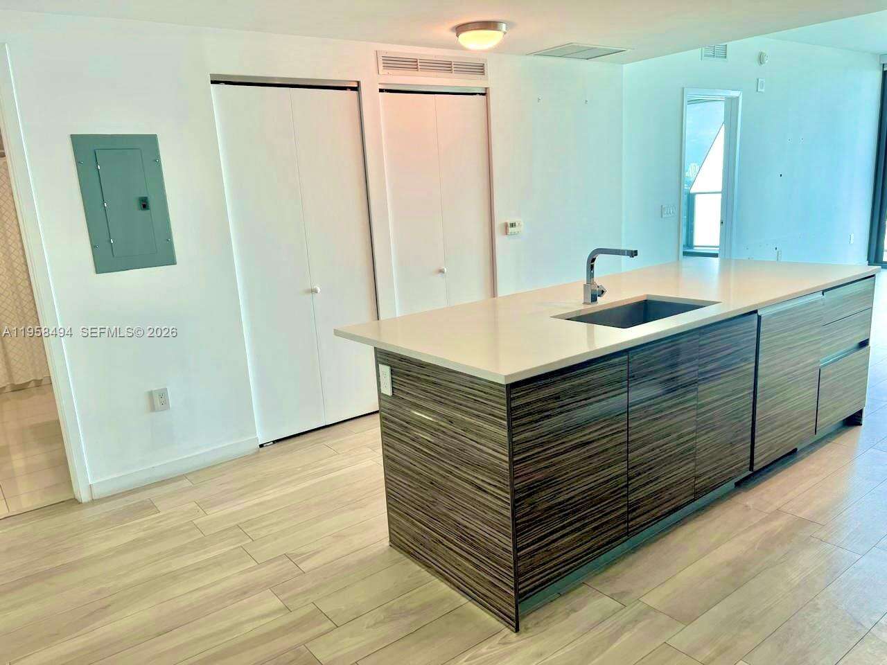 Icon Bay at 460 28 St, Miami, FL 33137 - For Sale photo 16