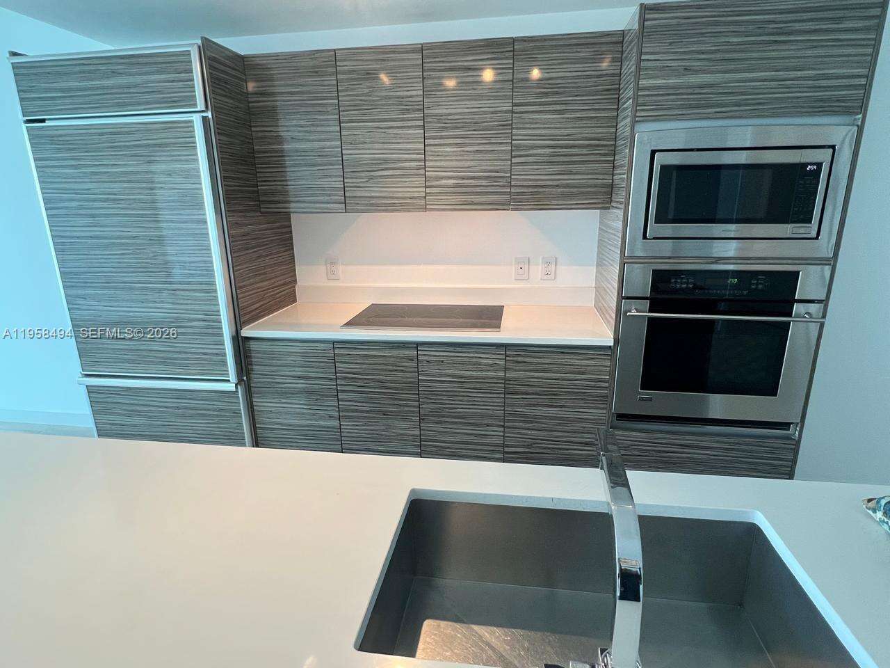Icon Bay at 460 28 St, Miami, FL 33137 - For Sale photo 17