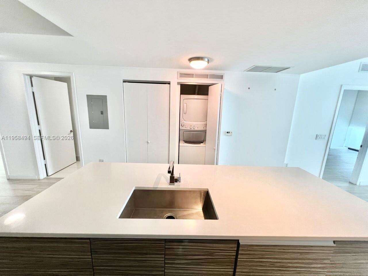 Icon Bay at 460 28 St, Miami, FL 33137 - For Sale photo 18