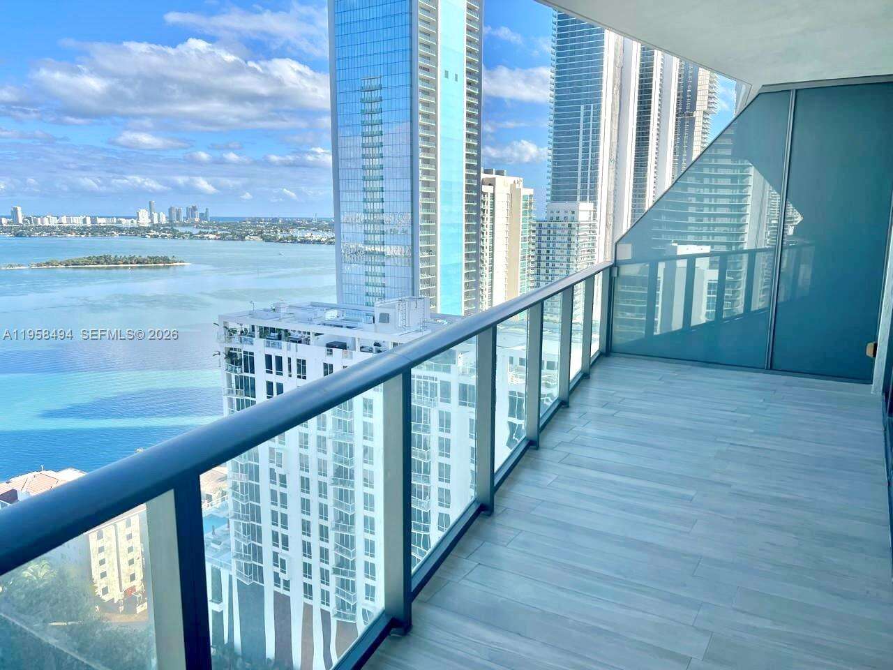 Icon Bay at 460 28 St, Miami, FL 33137 - For Sale photo 3