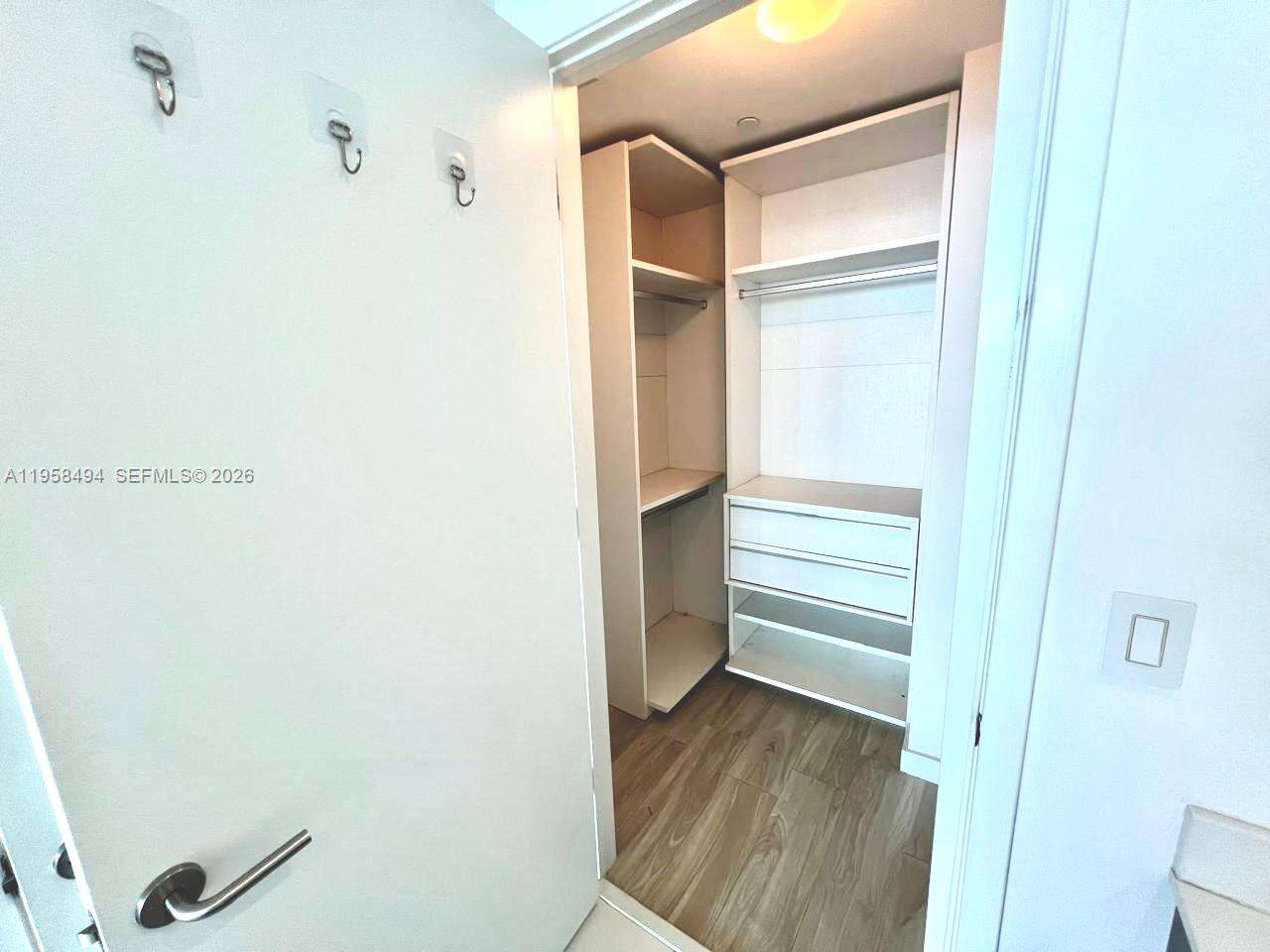 Icon Bay at 460 28 St, Miami, FL 33137 - For Sale photo 30