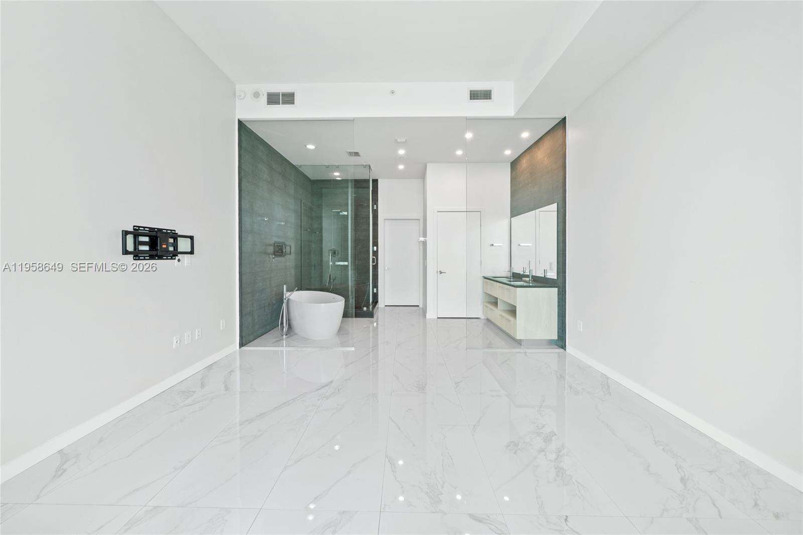 GRAN PARAISO - 480 31 St, Miami, FL 33137 | Picture 15