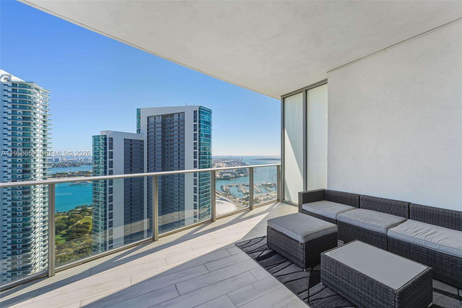 PARAMOUNT MIAMI WORLDCENTER - 851 1 Ave, Miami, FL 33132 | Picture 30