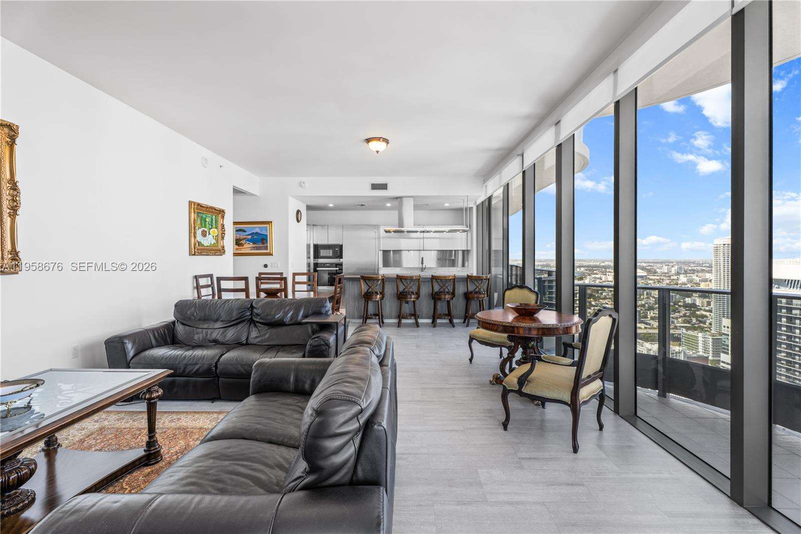 BRICKELL FLATIRON - 1000 Brickell Plz, Miami, FL 33131 | Picture 16