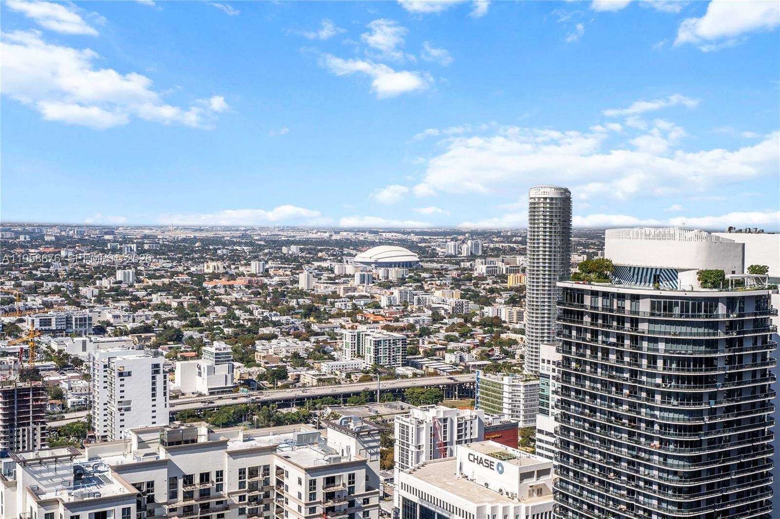 BRICKELL FLATIRON - 1000 Brickell Plz, Miami, FL 33131 | Picture 31