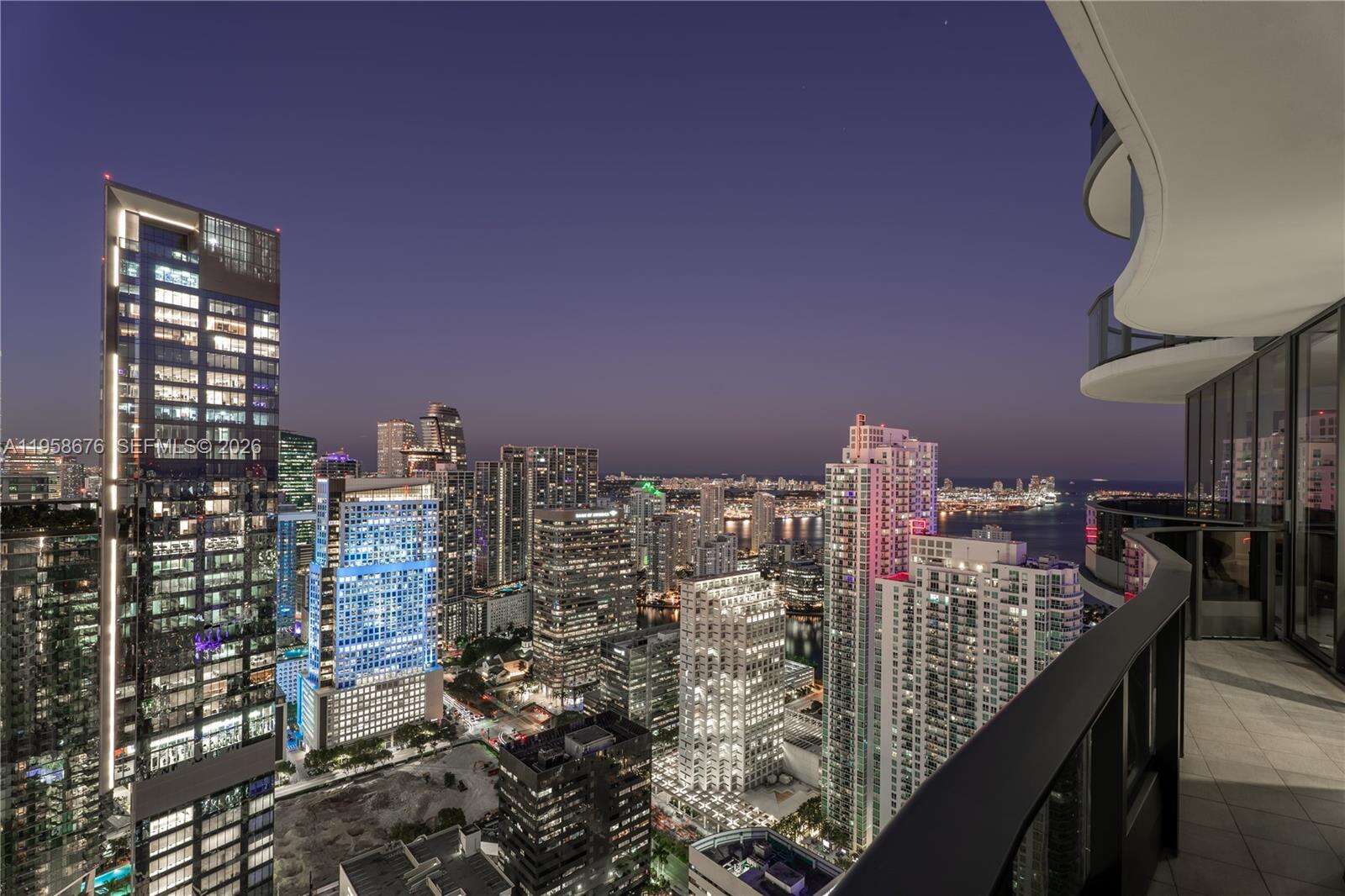 BRICKELL FLATIRON - 1000 Brickell Plz, Miami, FL 33131 | Picture 5
