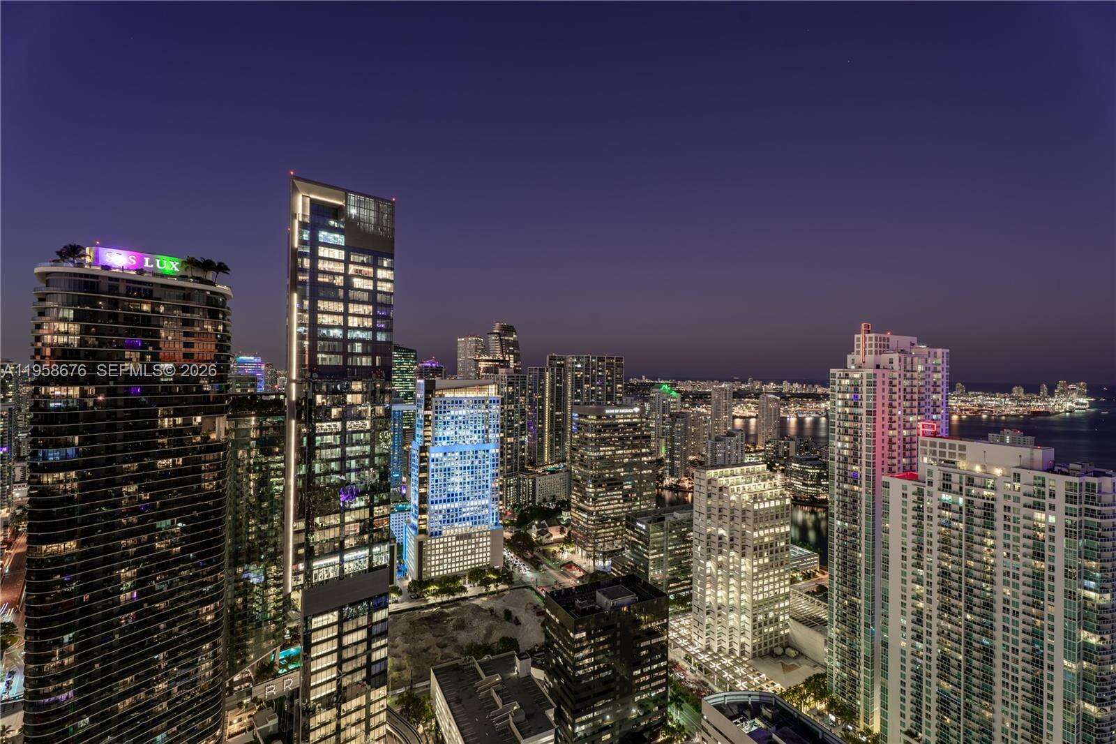 BRICKELL FLATIRON - 1000 Brickell Plz, Miami, FL 33131 | Picture 6