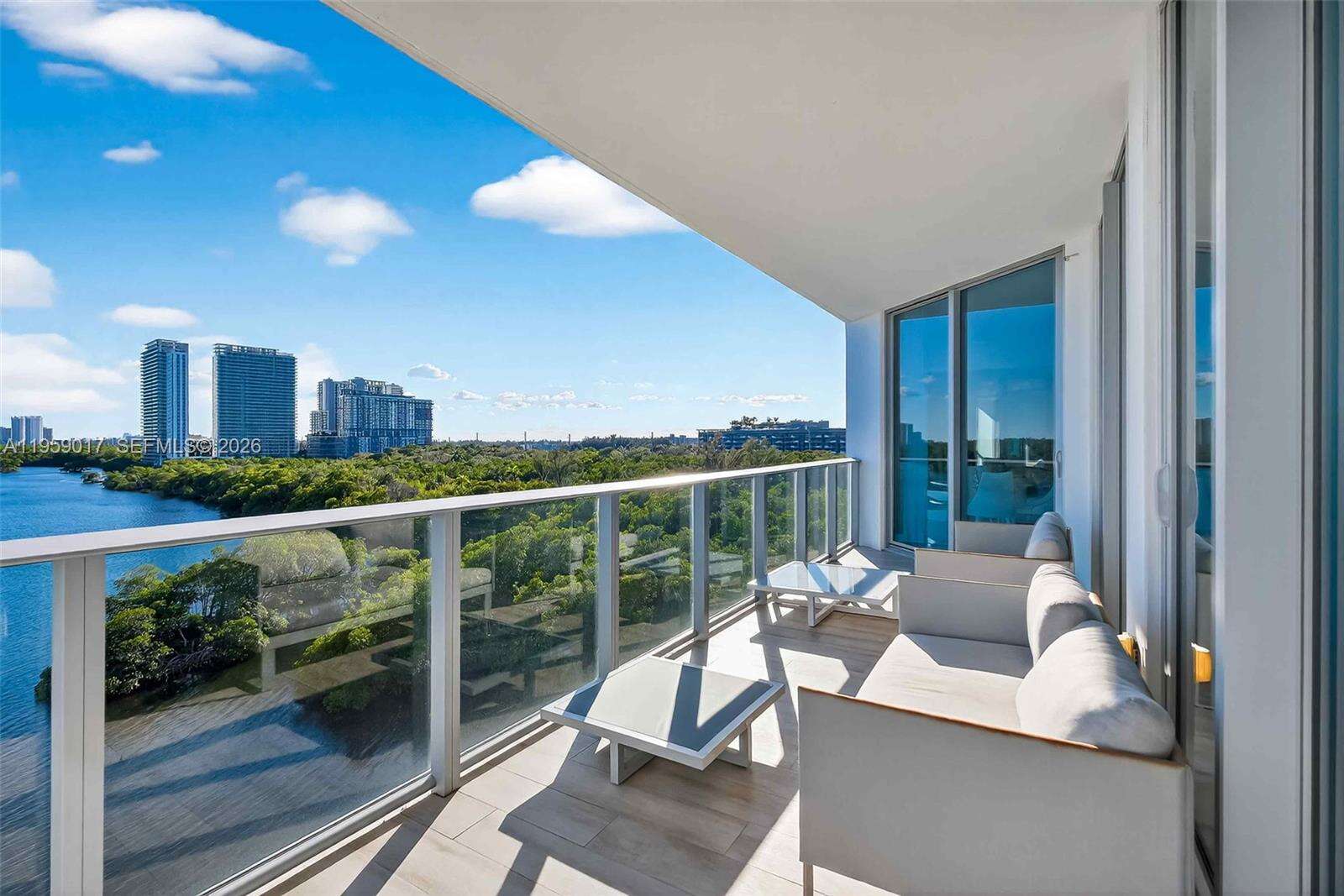 MARINA PALMS RESIDENCES SOUTH - 17111 Biscayne Blvd, North Miami Beach, FL 33160 | Picture 2