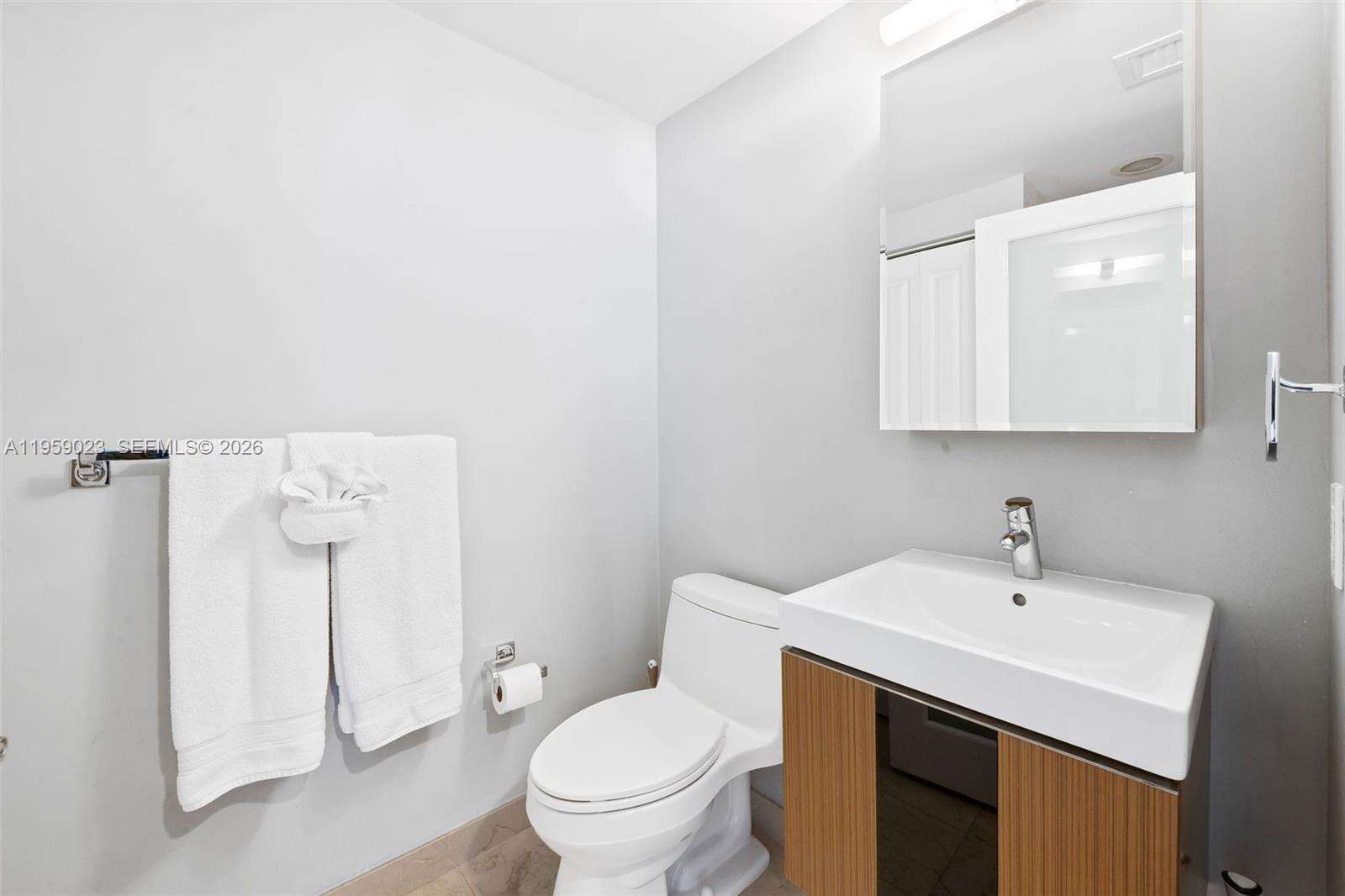 AKOYA - 6365 Collins Ave, Miami Beach, FL 33141 | Picture 14