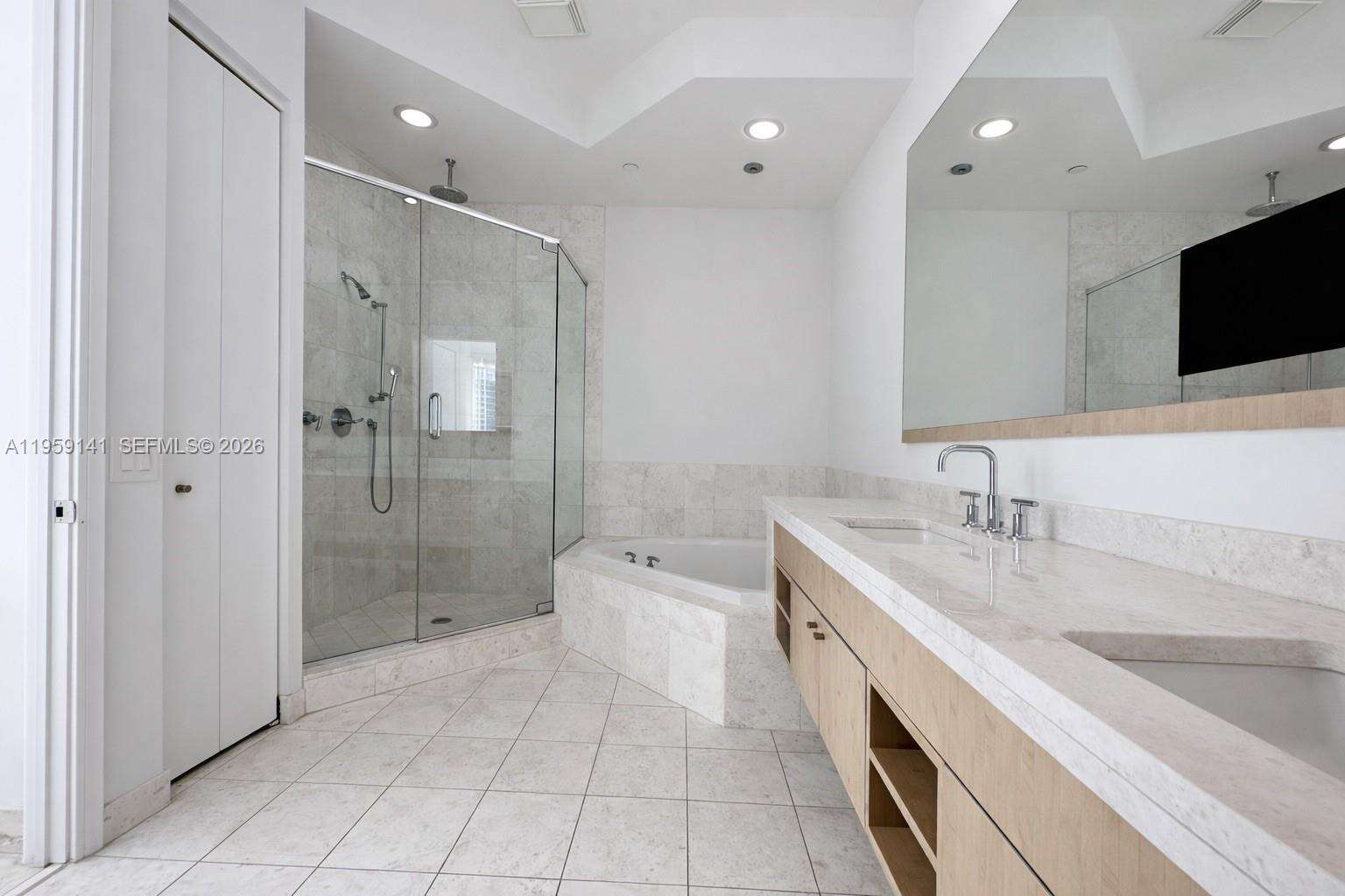 ASIA - 900 Brickell Key Blvd, Miami, FL 33131 | Picture 15