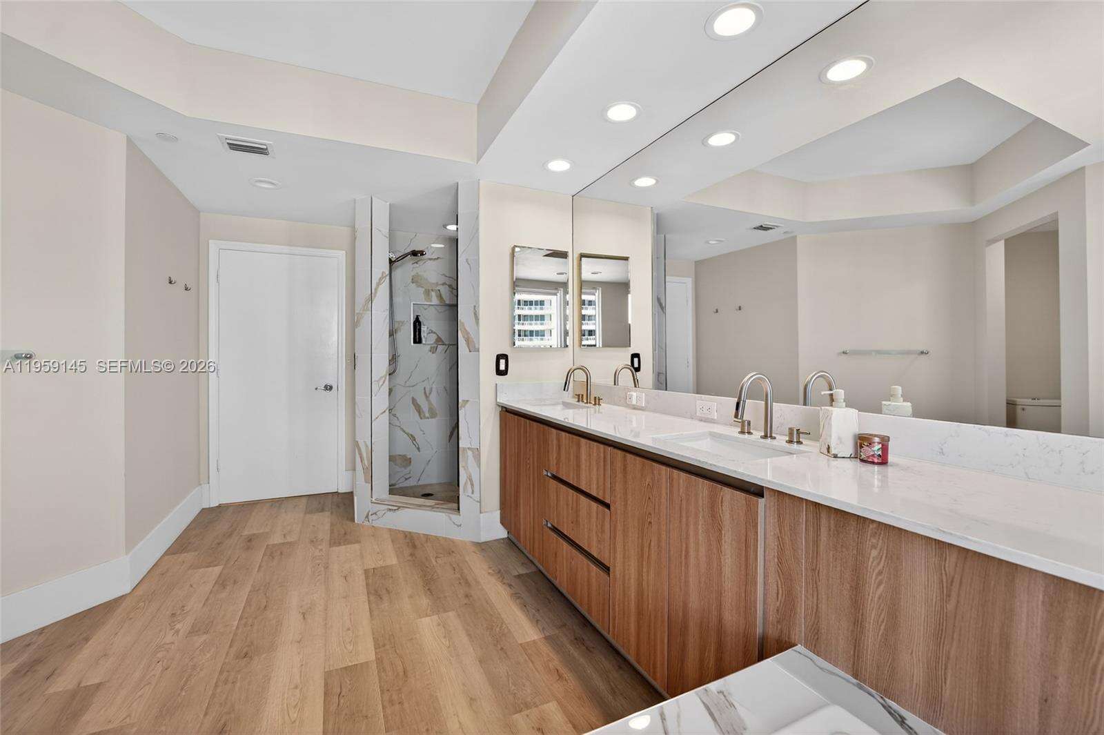 ATLANTIC III AT THE POINT - 21050 Point Pl, Aventura, FL 33180 | Picture 24