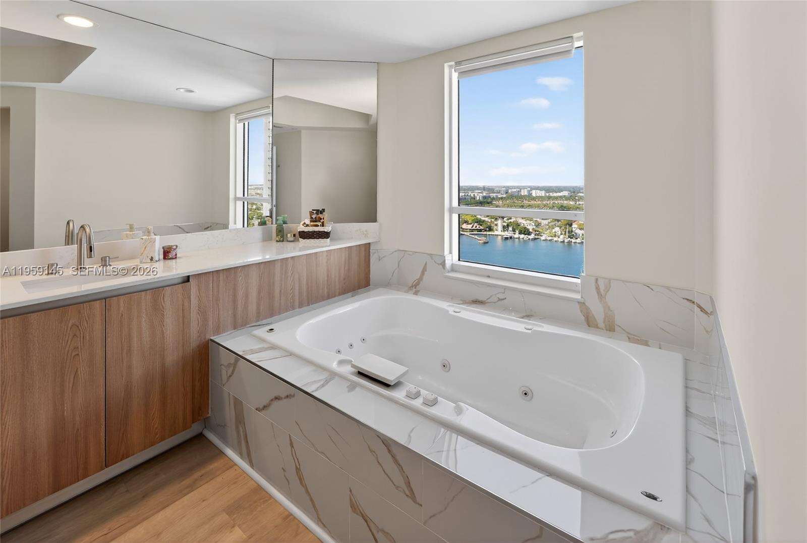 ATLANTIC III AT THE POINT - 21050 Point Pl, Aventura, FL 33180 | Picture 25