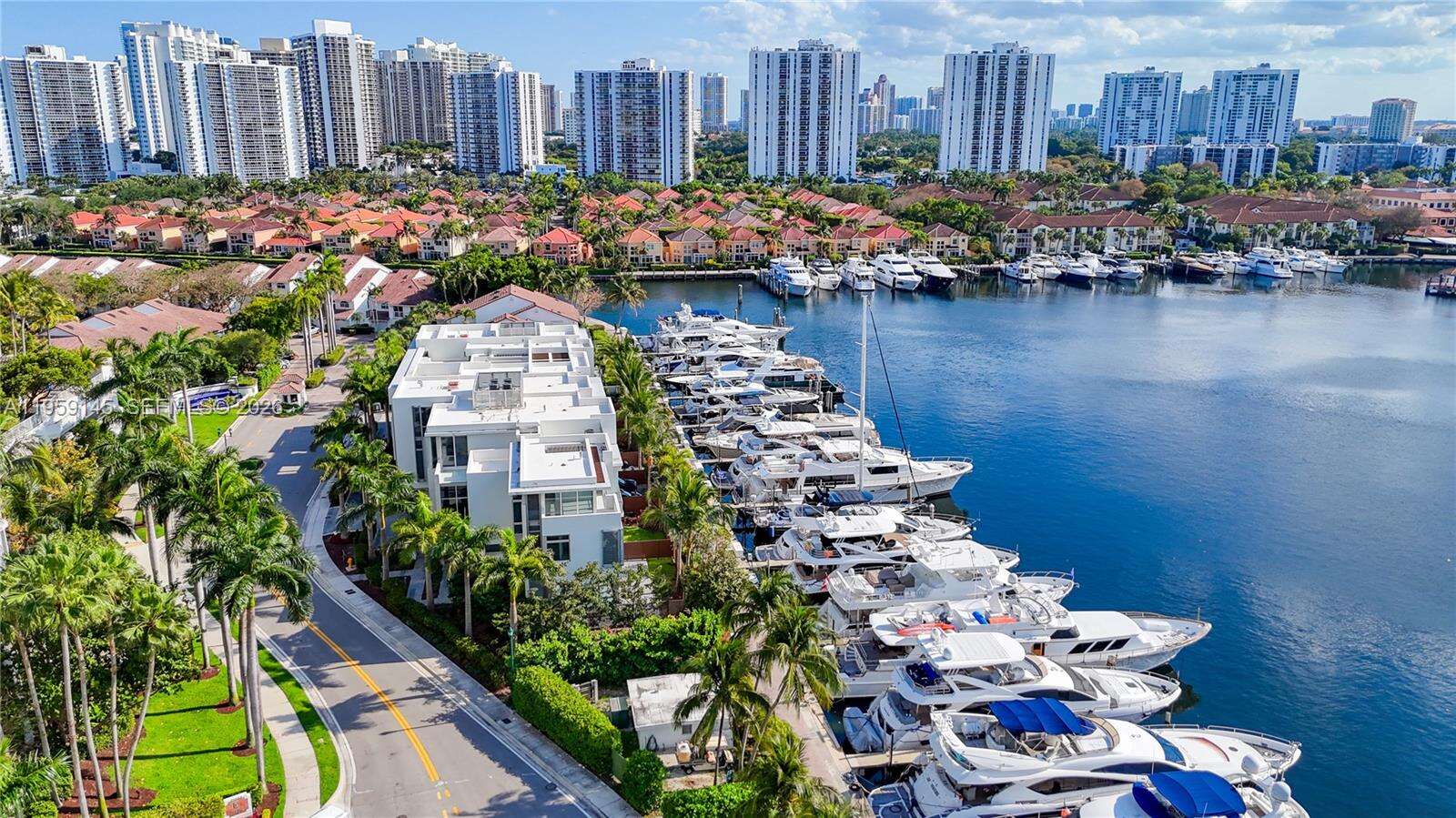ATLANTIC III AT THE POINT - 21050 Point Pl, Aventura, FL 33180 | Picture 36