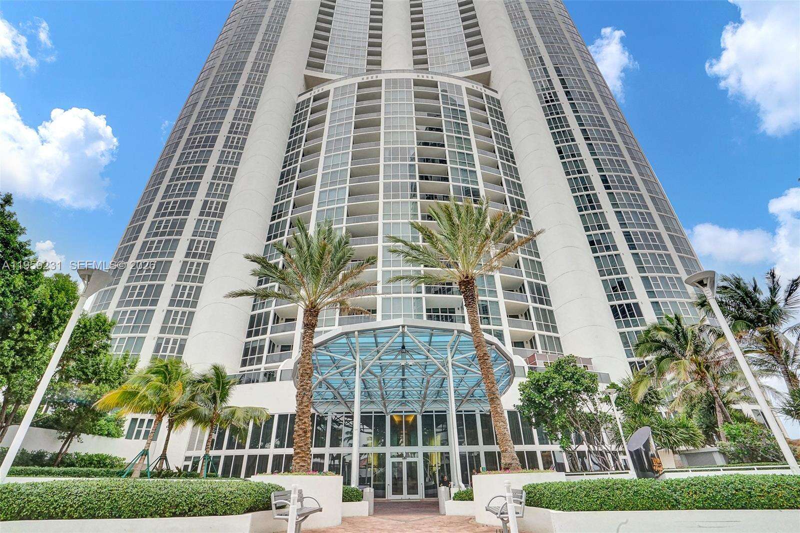 TRUMP ROYALE - 18201 Collins Ave, Sunny Isles Beach, FL 33160 | Picture 15