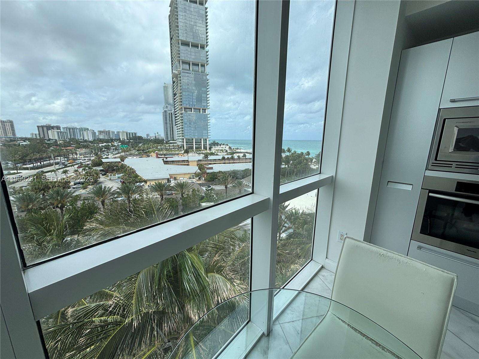 TRUMP ROYALE - 18201 Collins Ave, Sunny Isles Beach, FL 33160 | Picture 6
