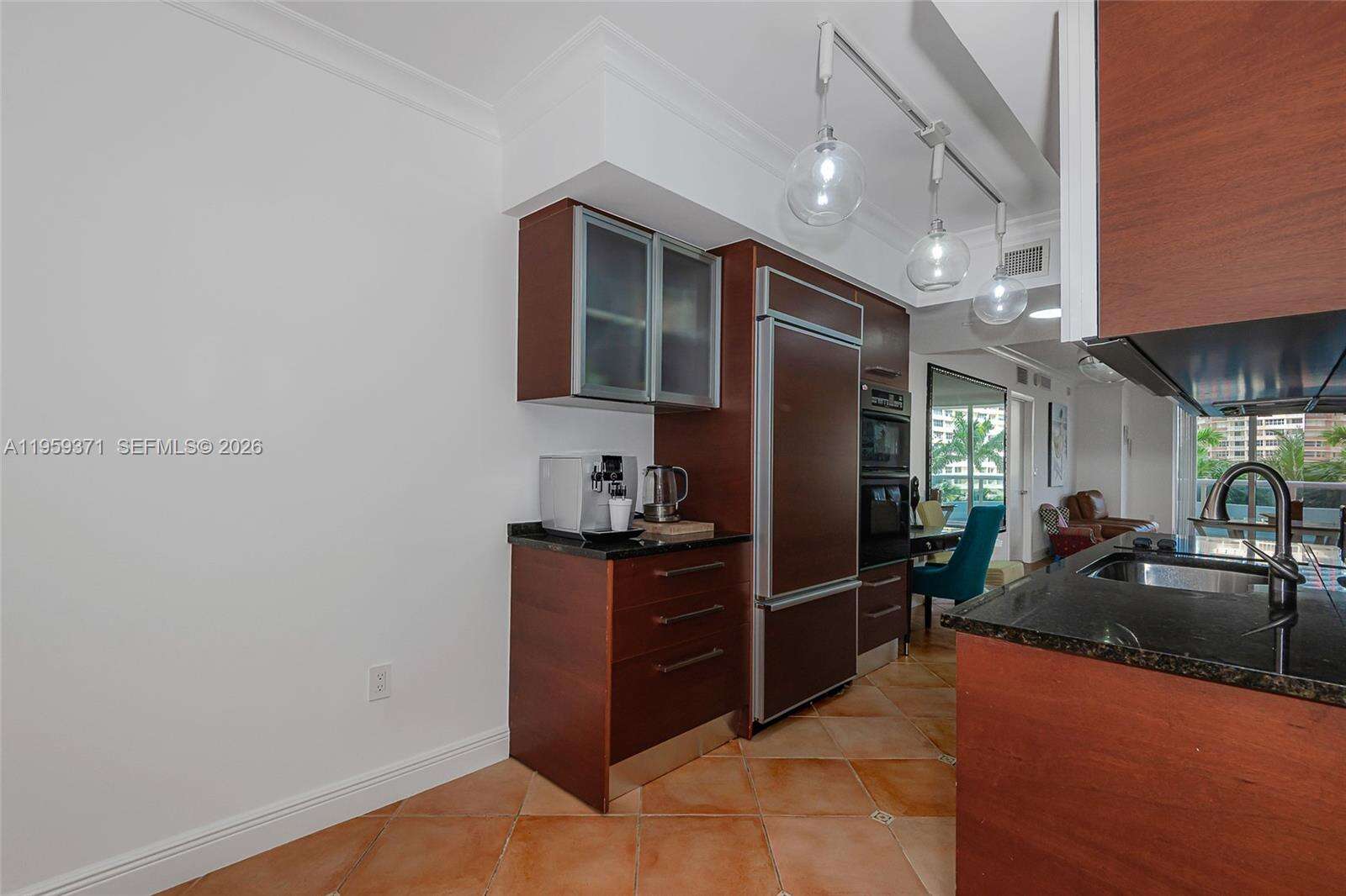 The Beach Club at 1850 Ocean Dr, Hallandale Beach, FL 33009 - For Sale photo 12