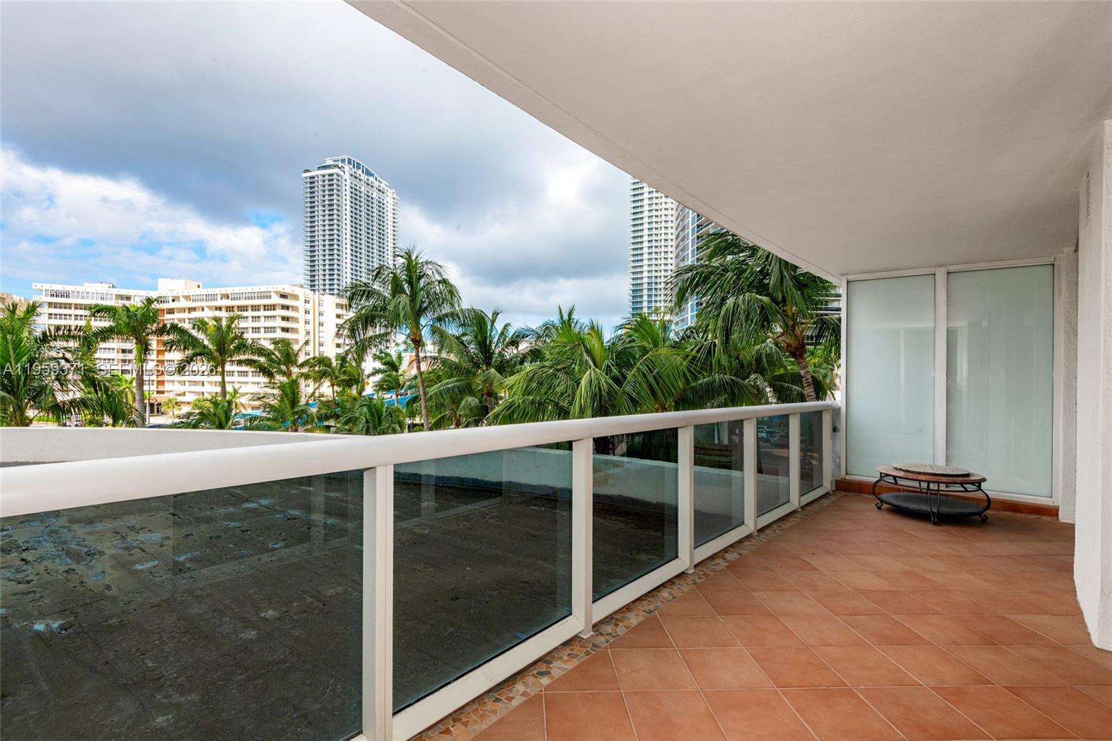 The Beach Club at 1850 Ocean Dr, Hallandale Beach, FL 33009 - For Sale photo 27