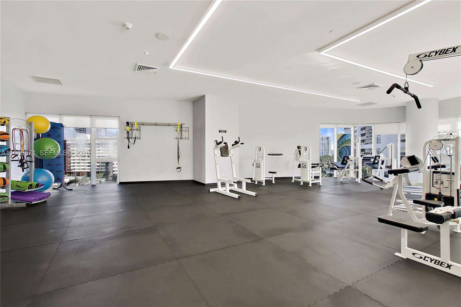 The Beach Club at 1850 Ocean Dr, Hallandale Beach, FL 33009 - For Sale photo 38