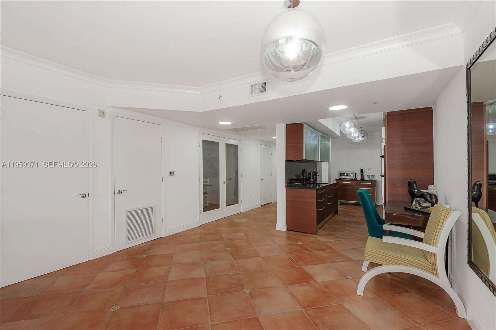 The Beach Club at 1850 Ocean Dr, Hallandale Beach, FL 33009 - For Sale photo 6